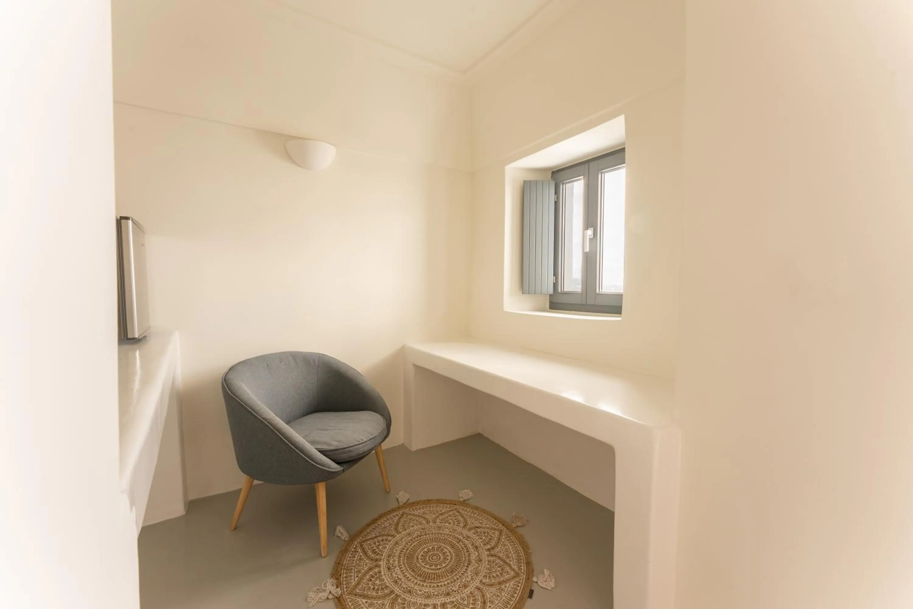 Bedroom in Cilon Suites Santorini