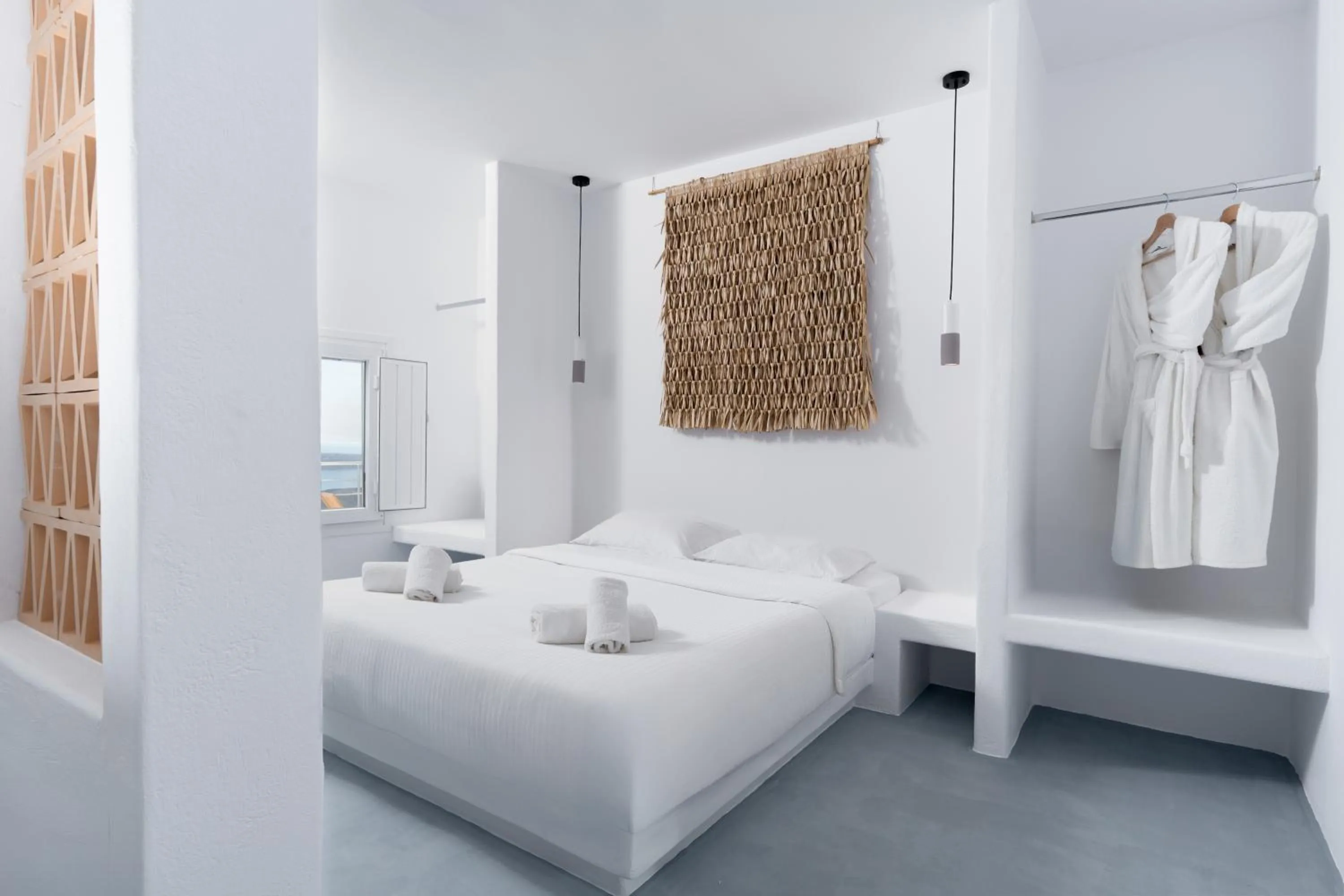 Bedroom, Bed in Cilon Suites Santorini
