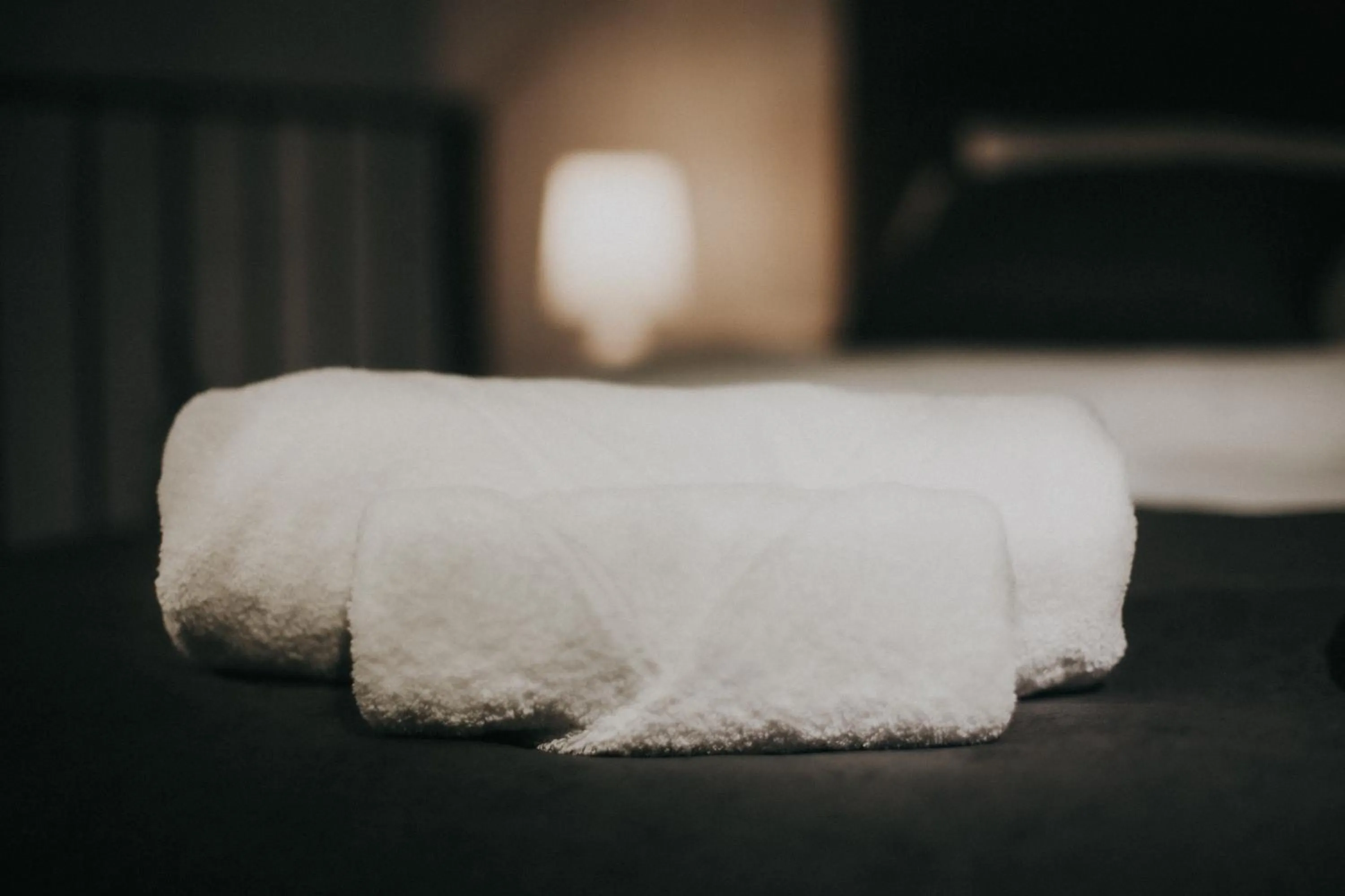 Bathroom, Bed in Luxury inn