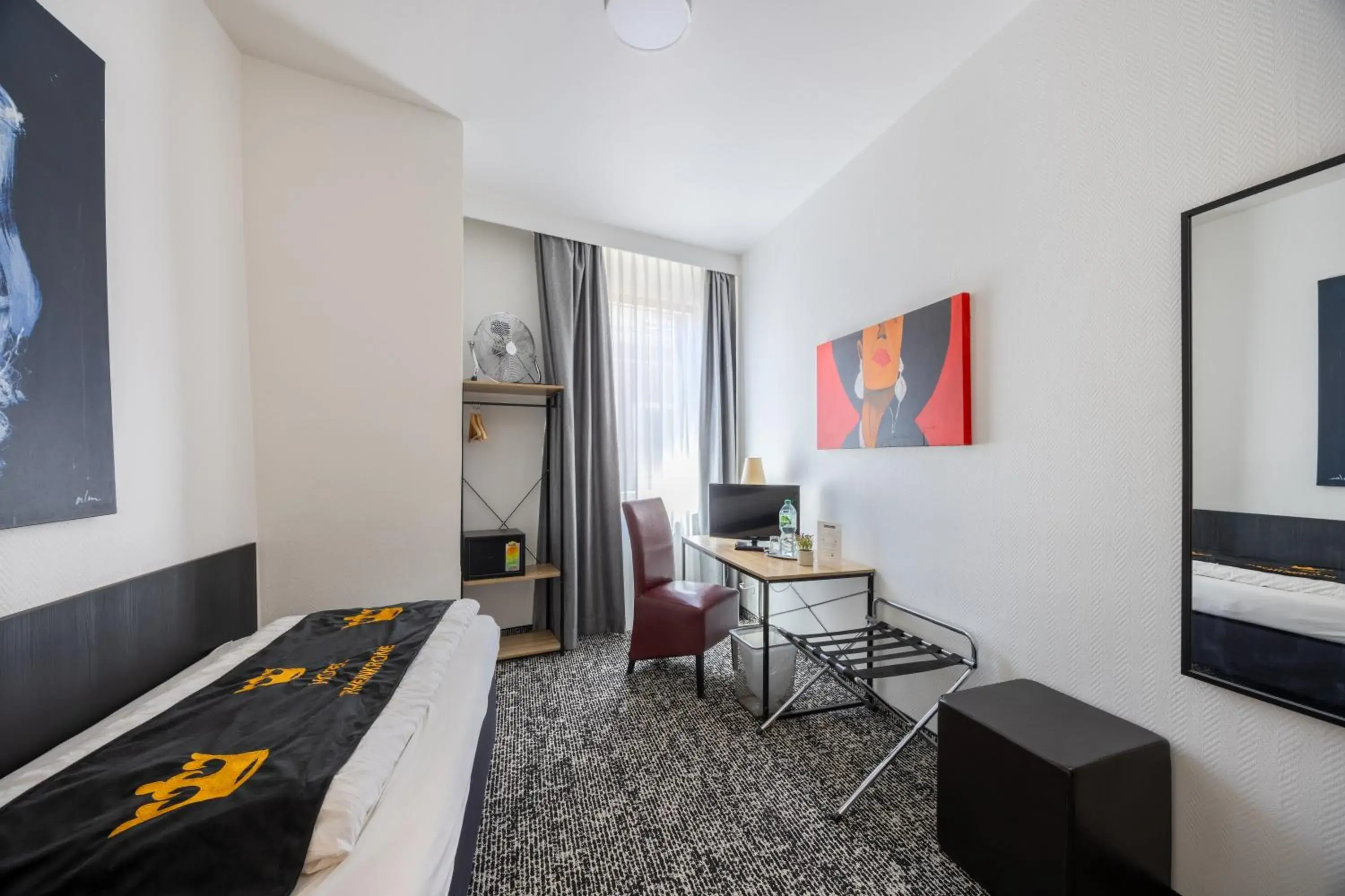 Premium Single Room - single occupancy in Panorama Hotel Rheinkrone Premium Single Room - single occupancy in Panorama Hotel Rheinkrone