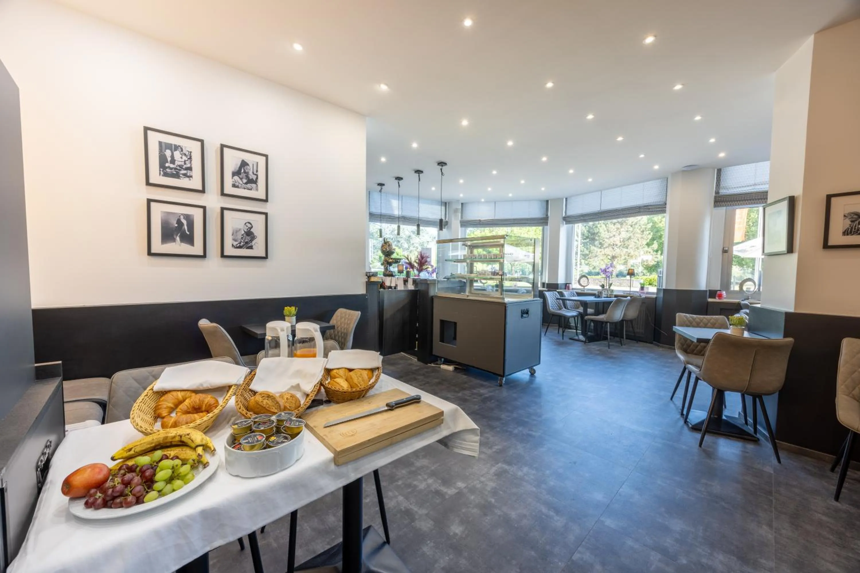 Seating area in Panorama Hotel Rheinkrone