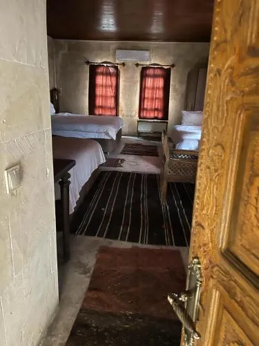 lariva konakları