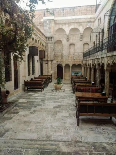 lariva konakları