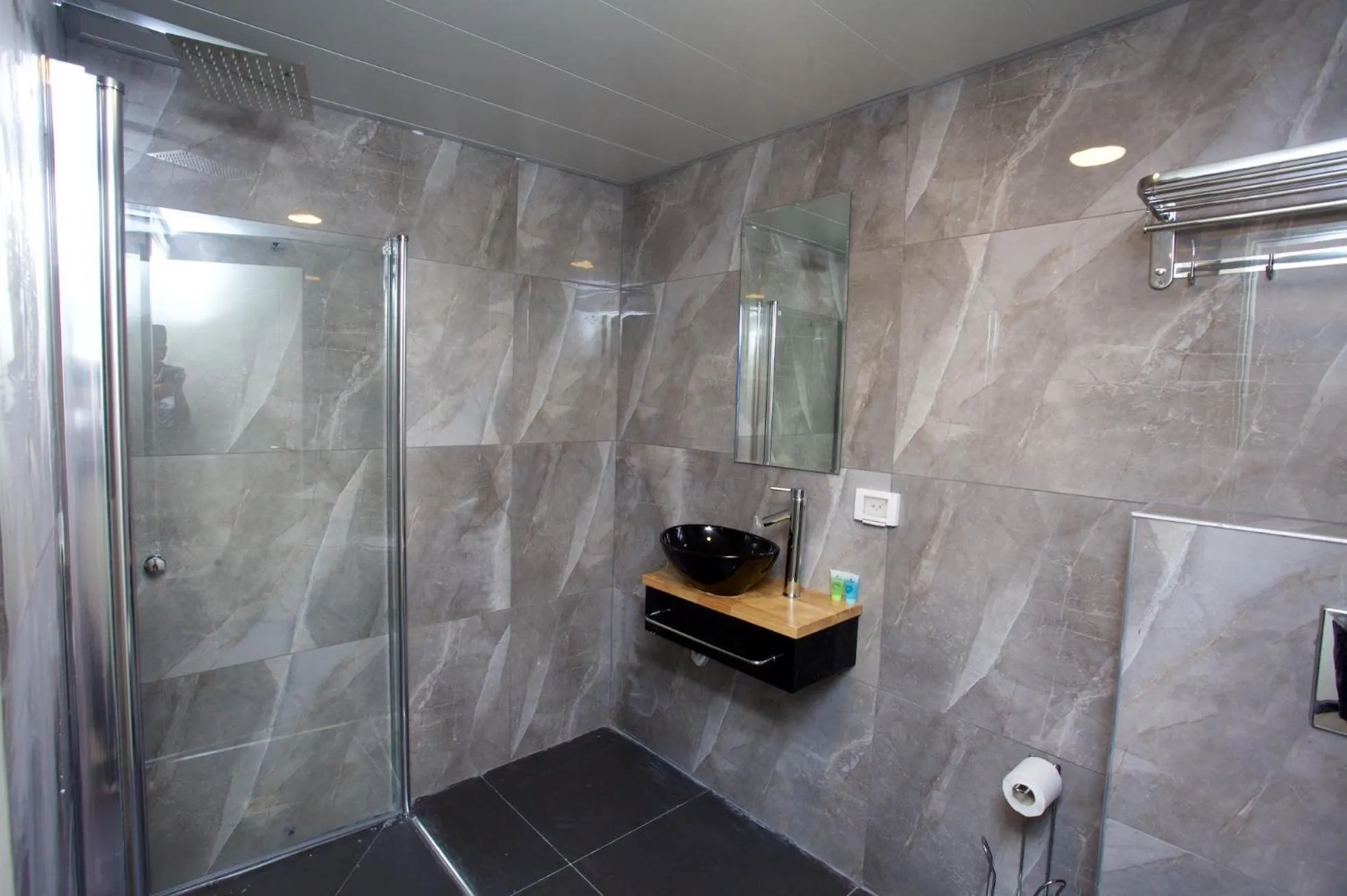 Bathroom in Moon TOP- 4th floor