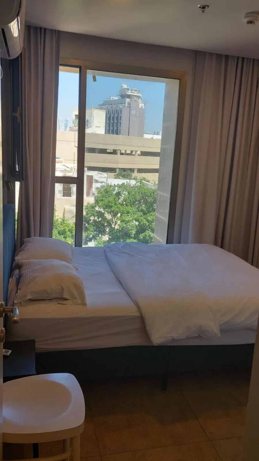 Bed in Moon TOP- 4th floor