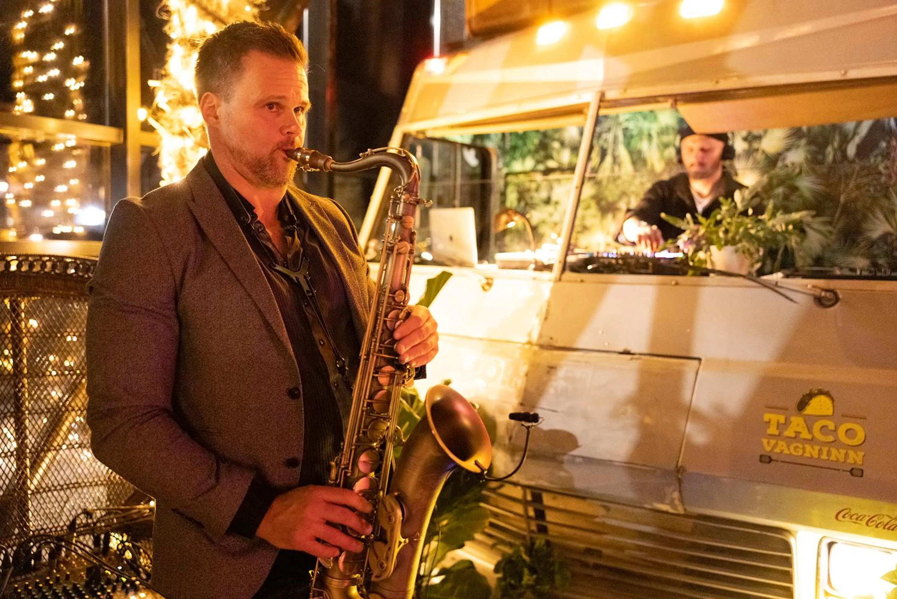 Evening entertainment in The Greenhouse Hotel