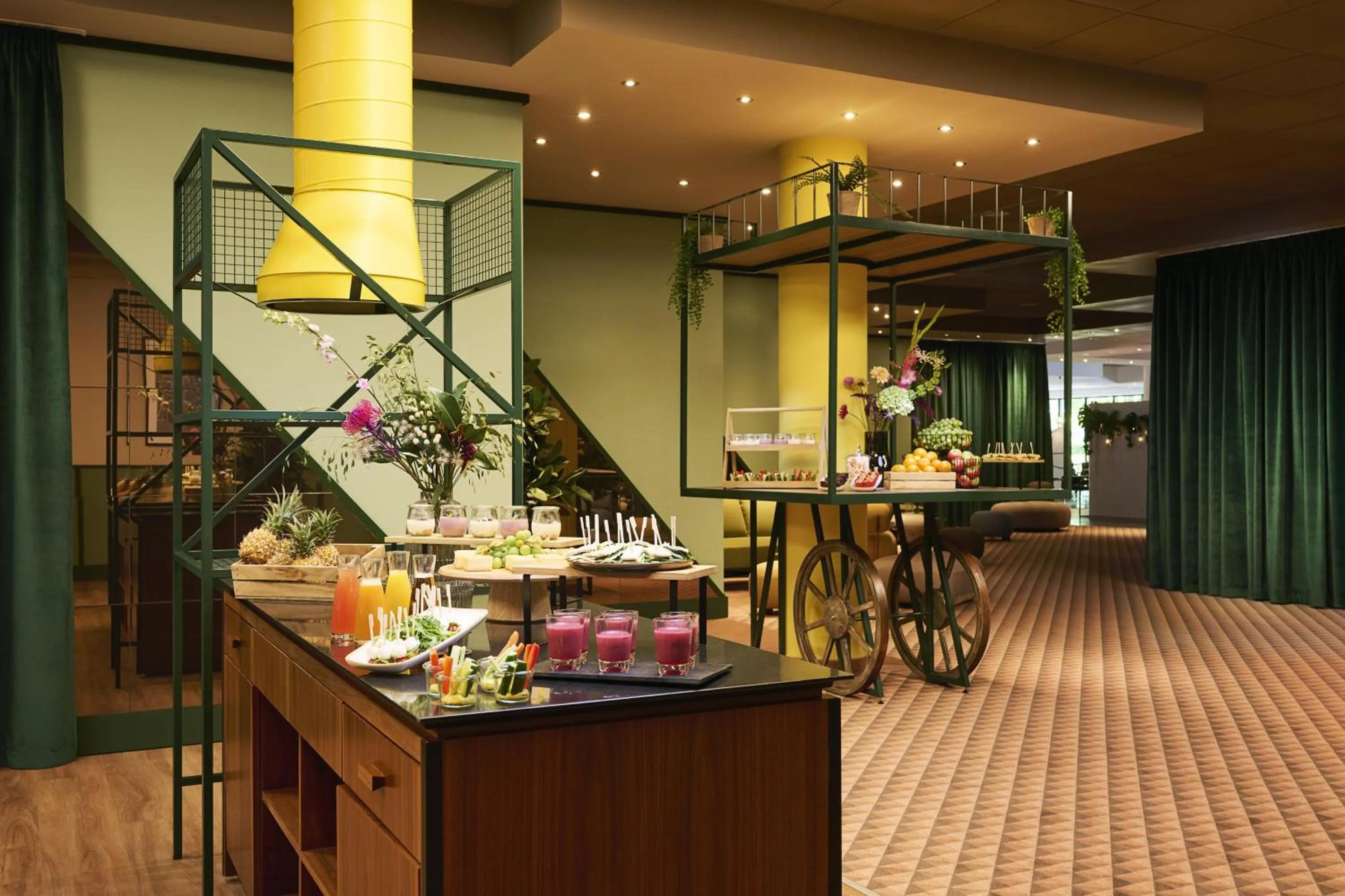 Restaurant/places to eat in NH Oberhausen