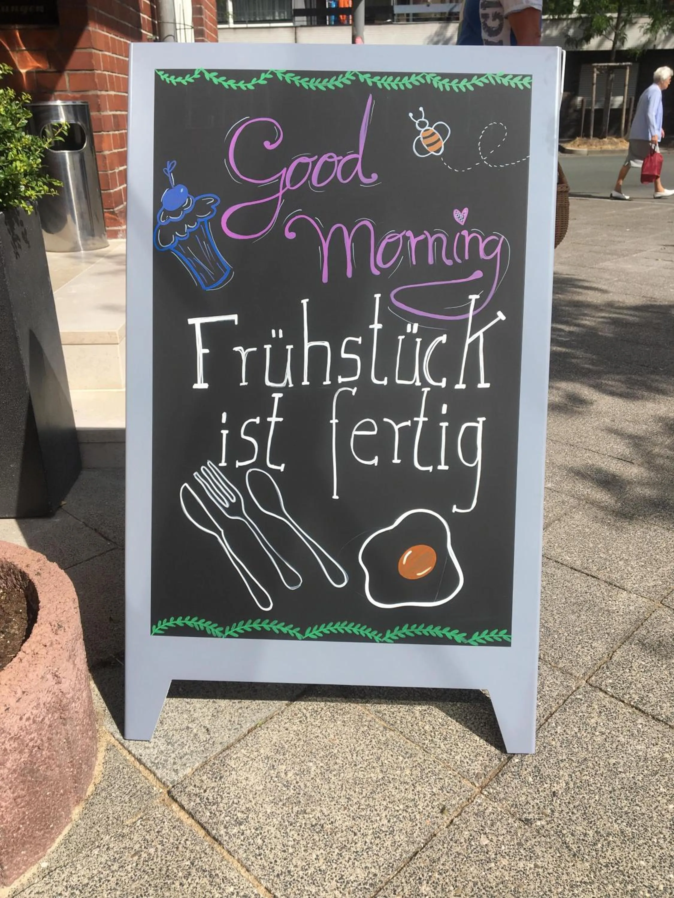 Restaurant/places to eat in guestified BARBAROSSA Hotel