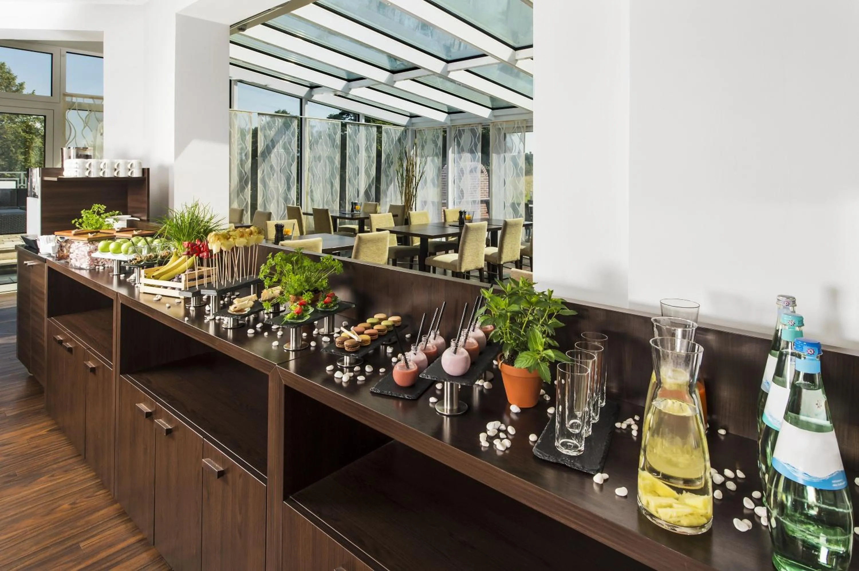 Restaurant/places to eat in Taste Hotel Heidenheim