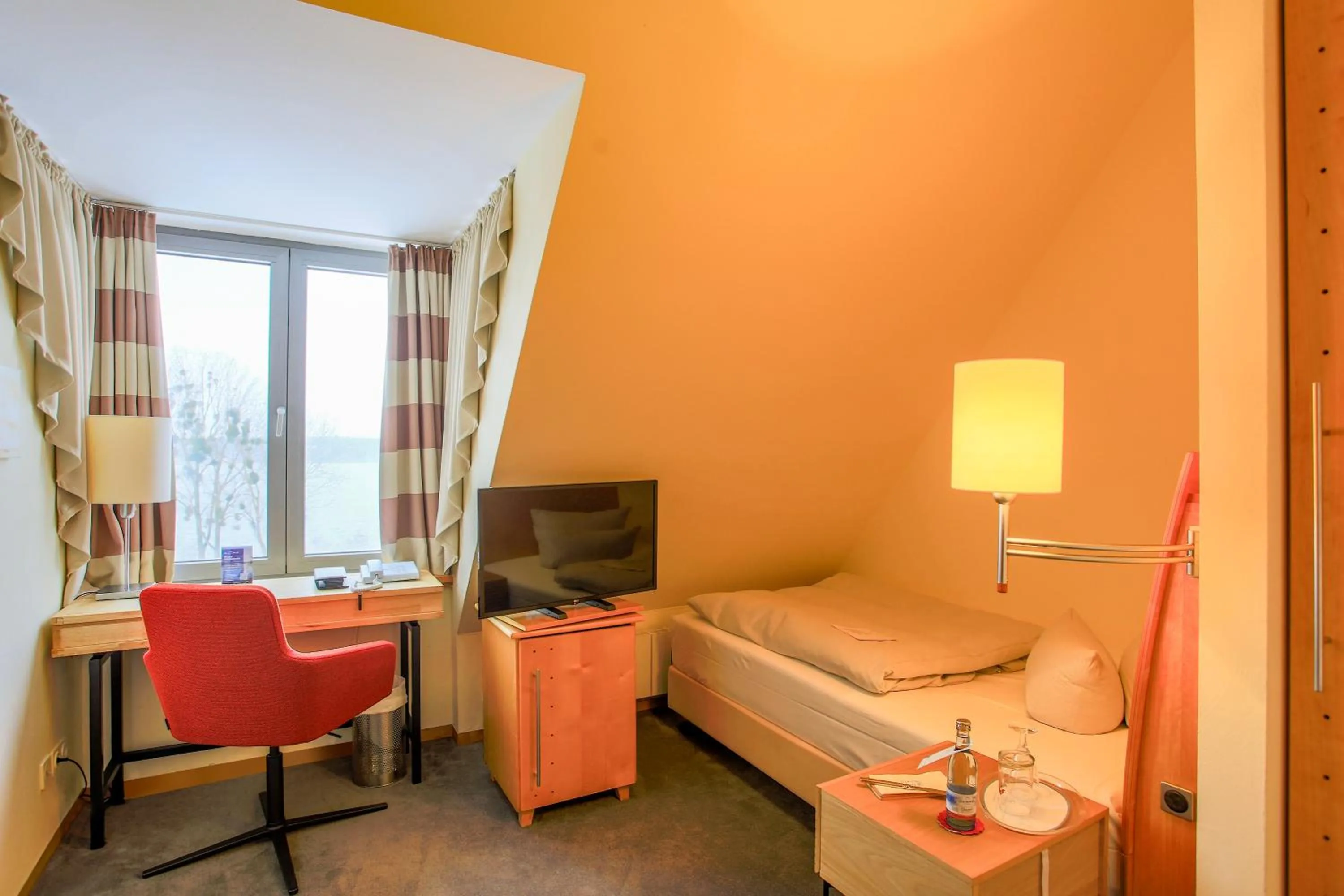 Photo of the whole room in Hotel Kleines Meer