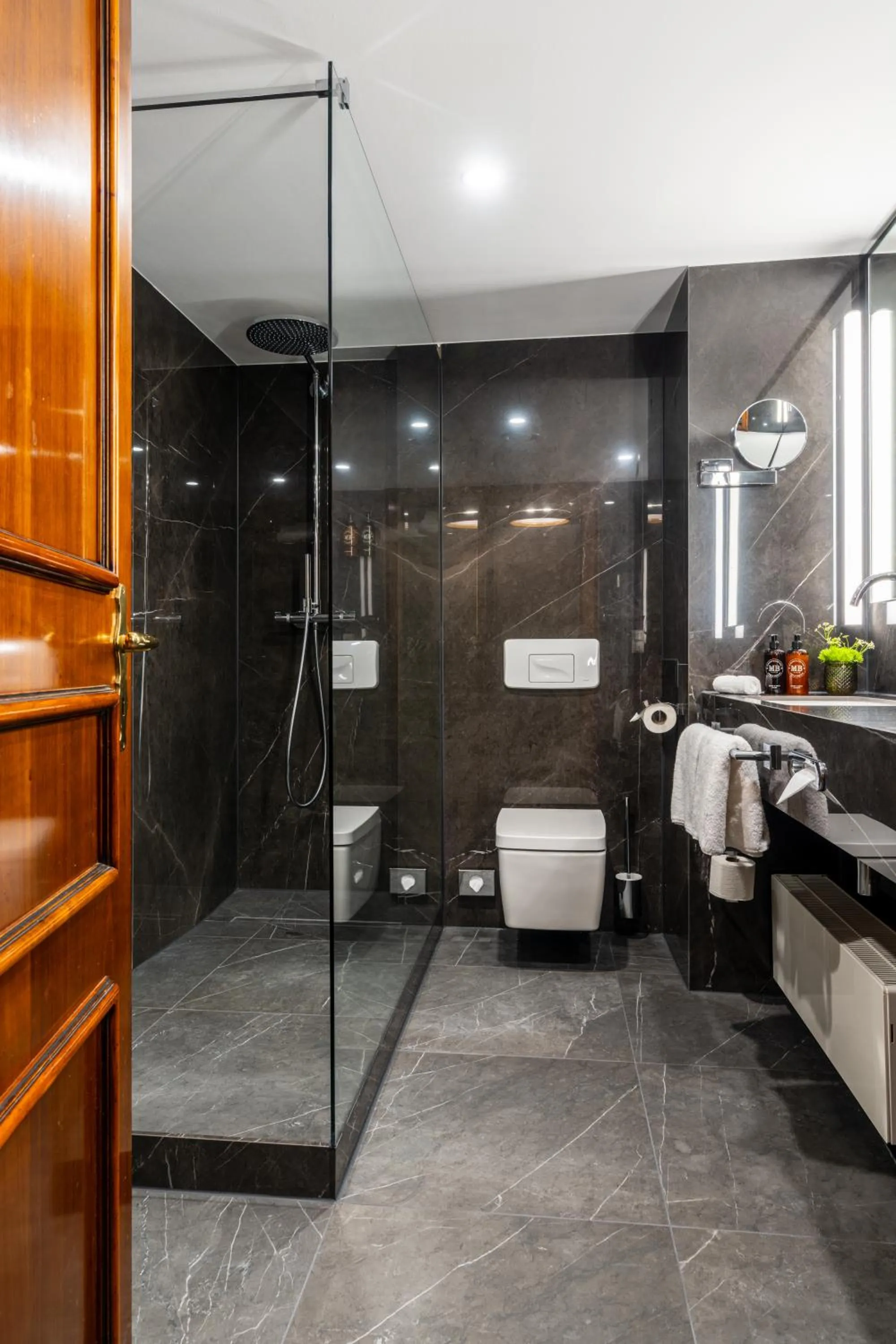 Bathroom in Parkhotel Engelsburg - 4 Sterne Superior