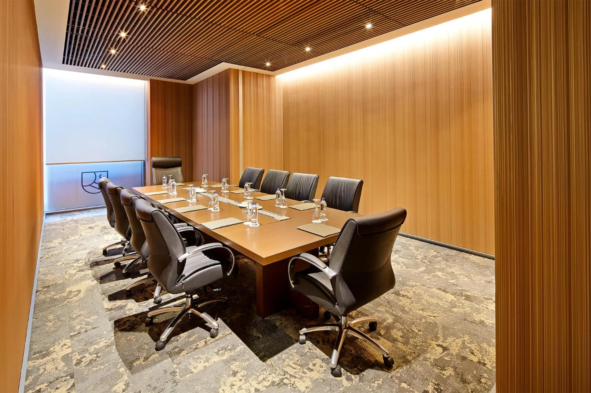 Business facilities in Ricosta Hotel