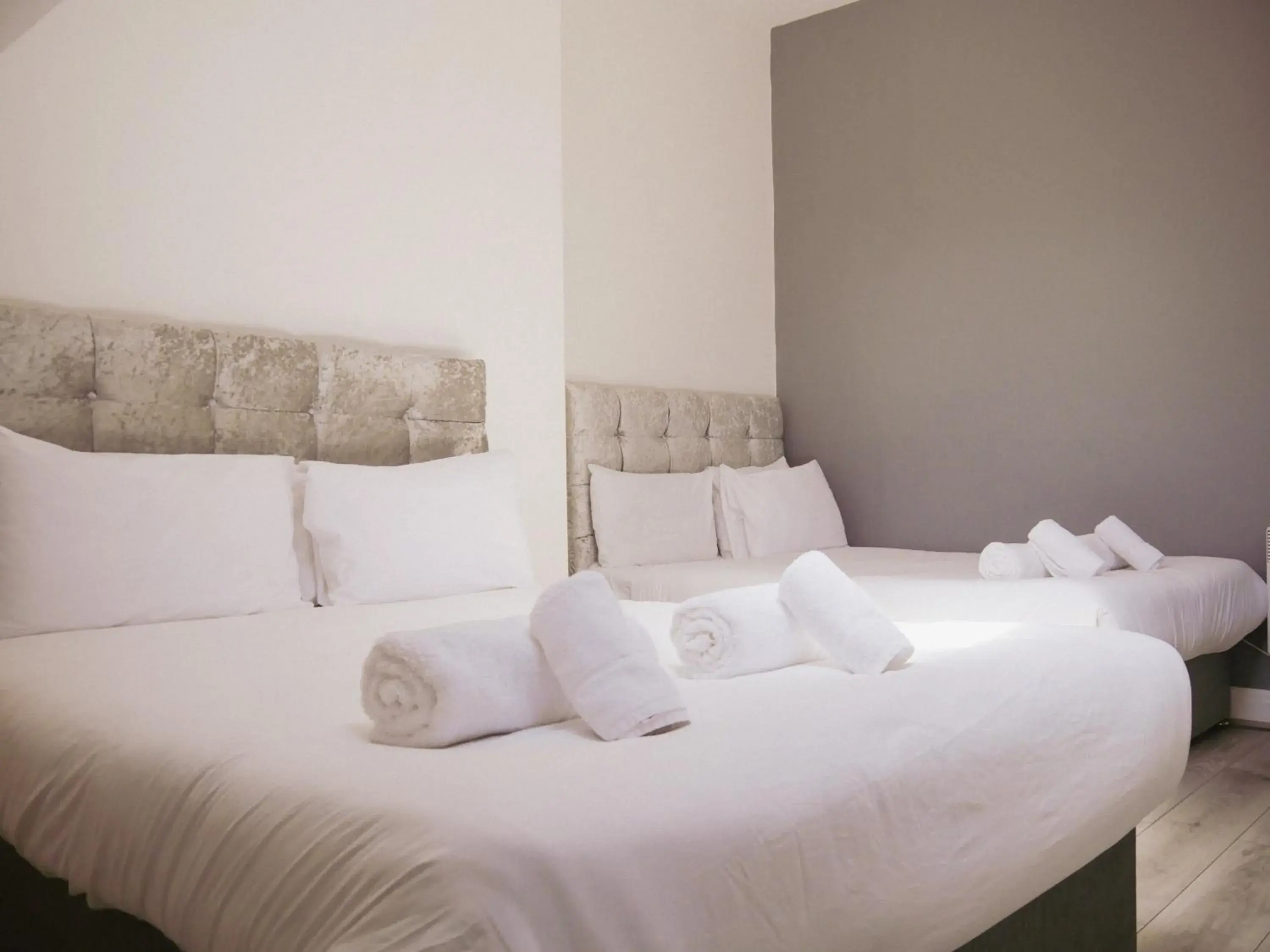 Bed in Hotel Anfield Bed in Hotel Anfield