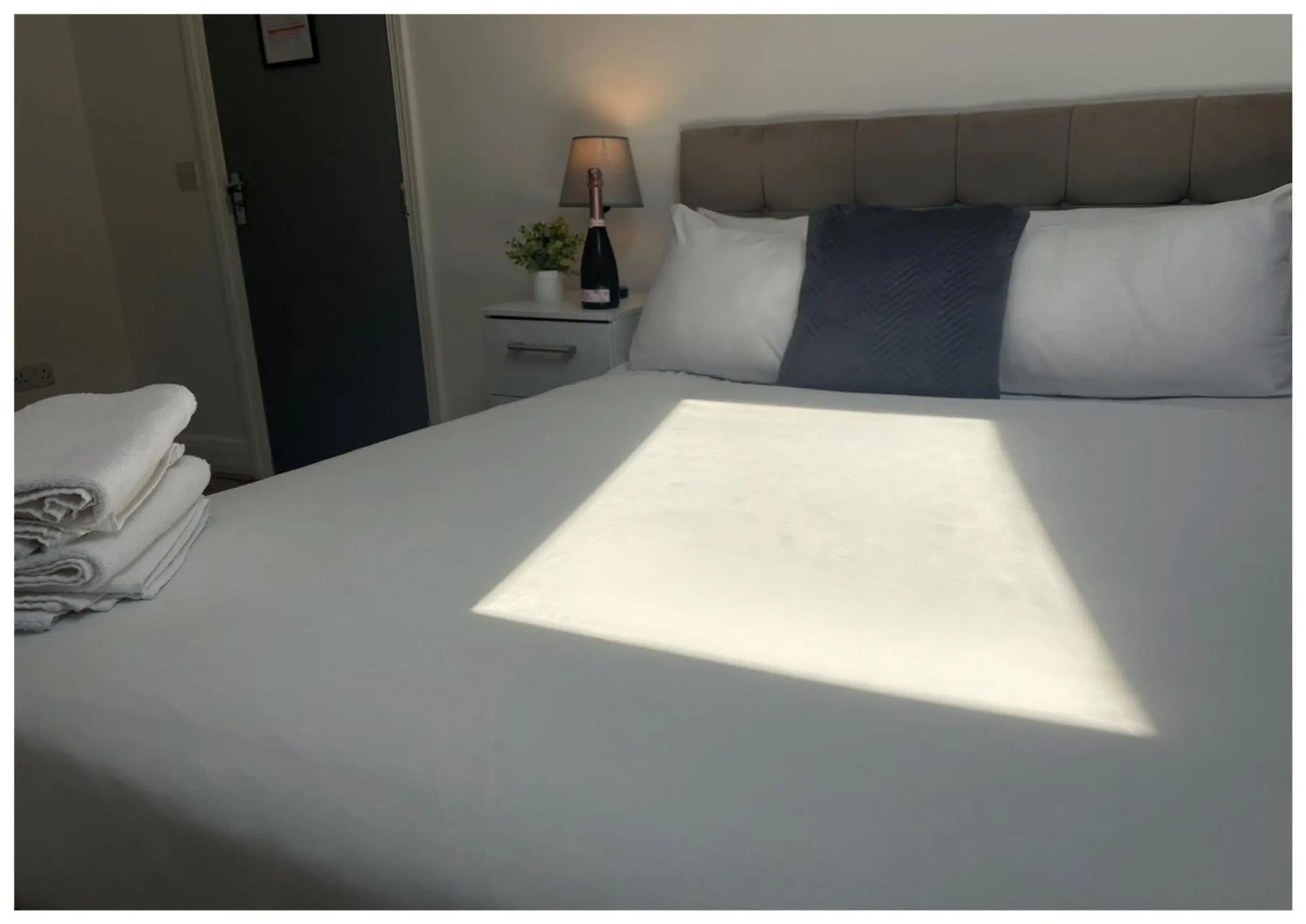 Bed in Hotel Anfield