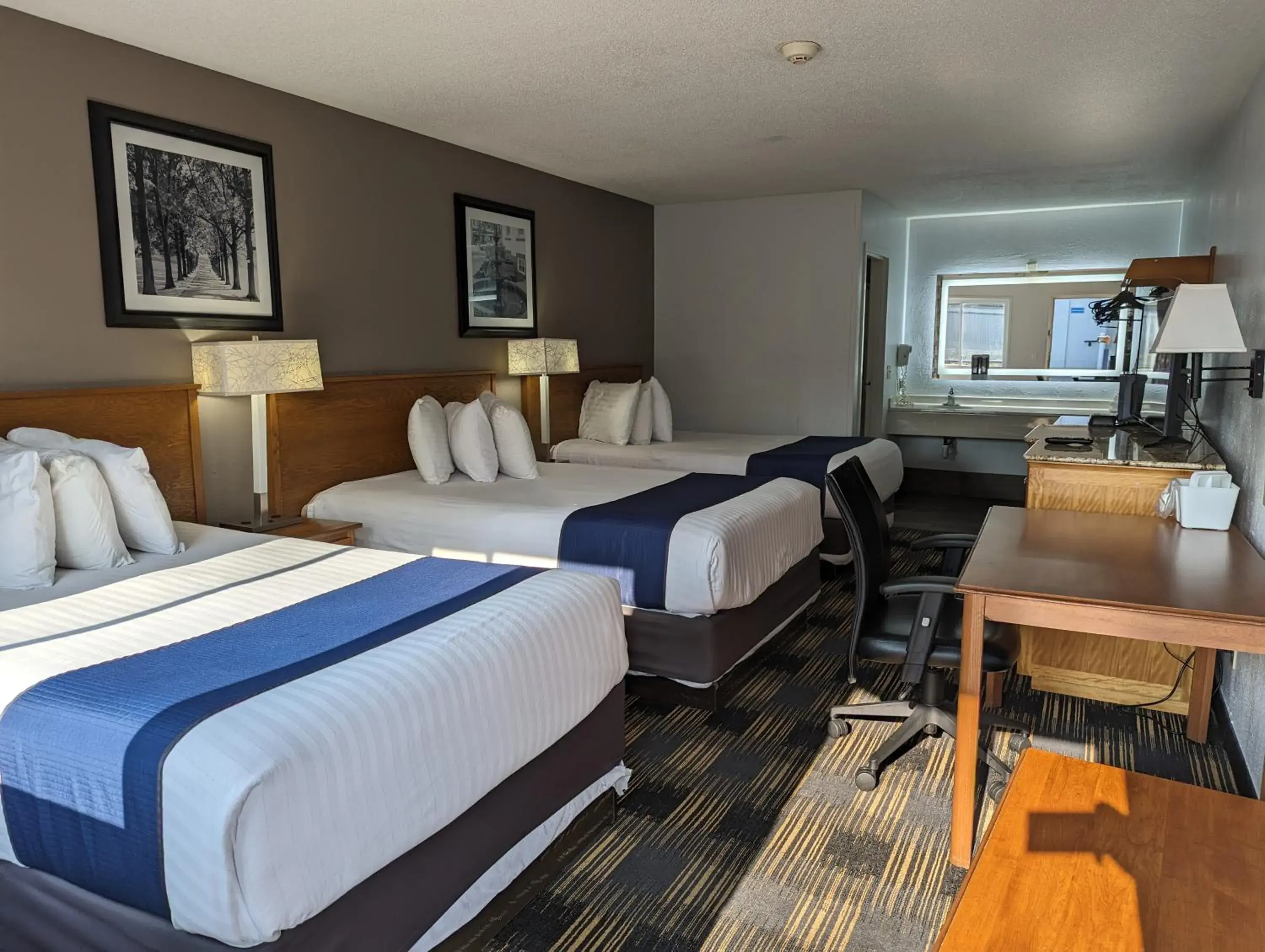 Bed in Cedar Cove Bed in Cedar Cove