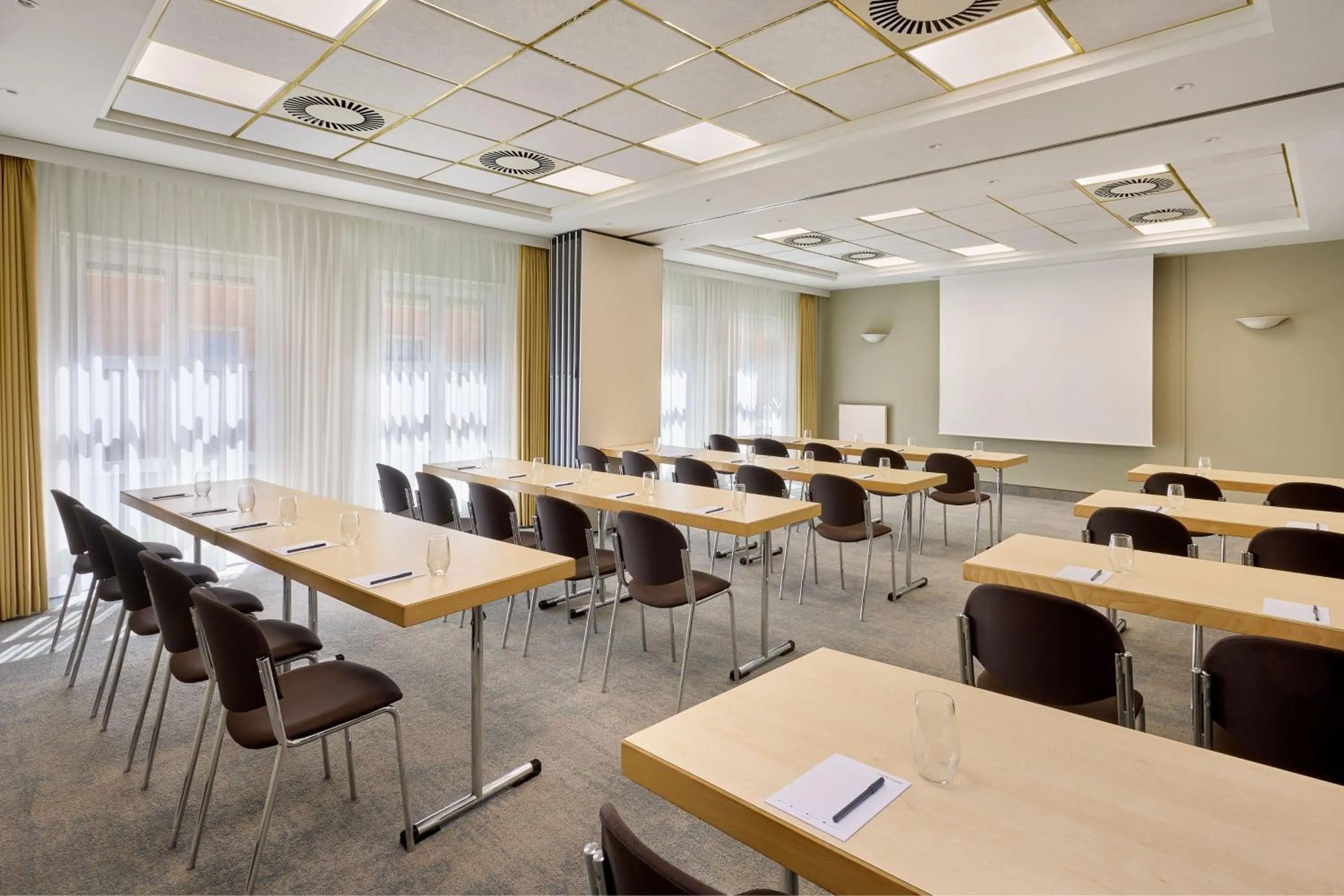 Meeting/conference room in Courtyard by Marriott Magdeburg