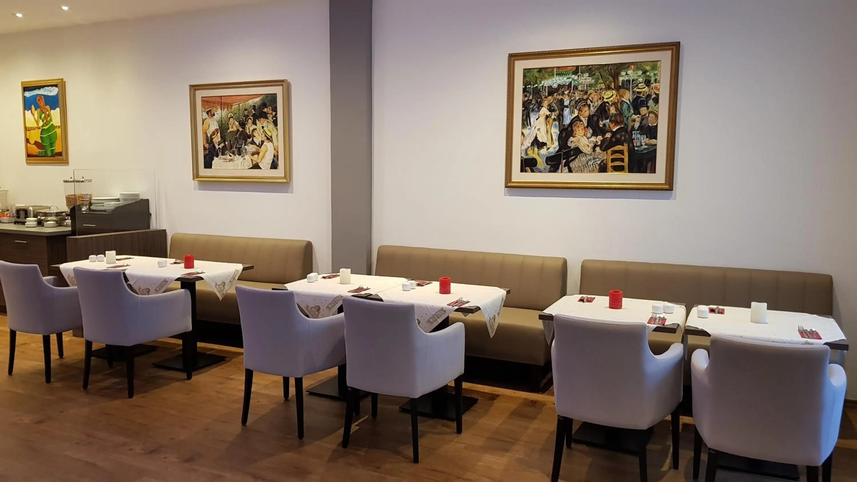 Restaurant/places to eat in Hotel Niederrad