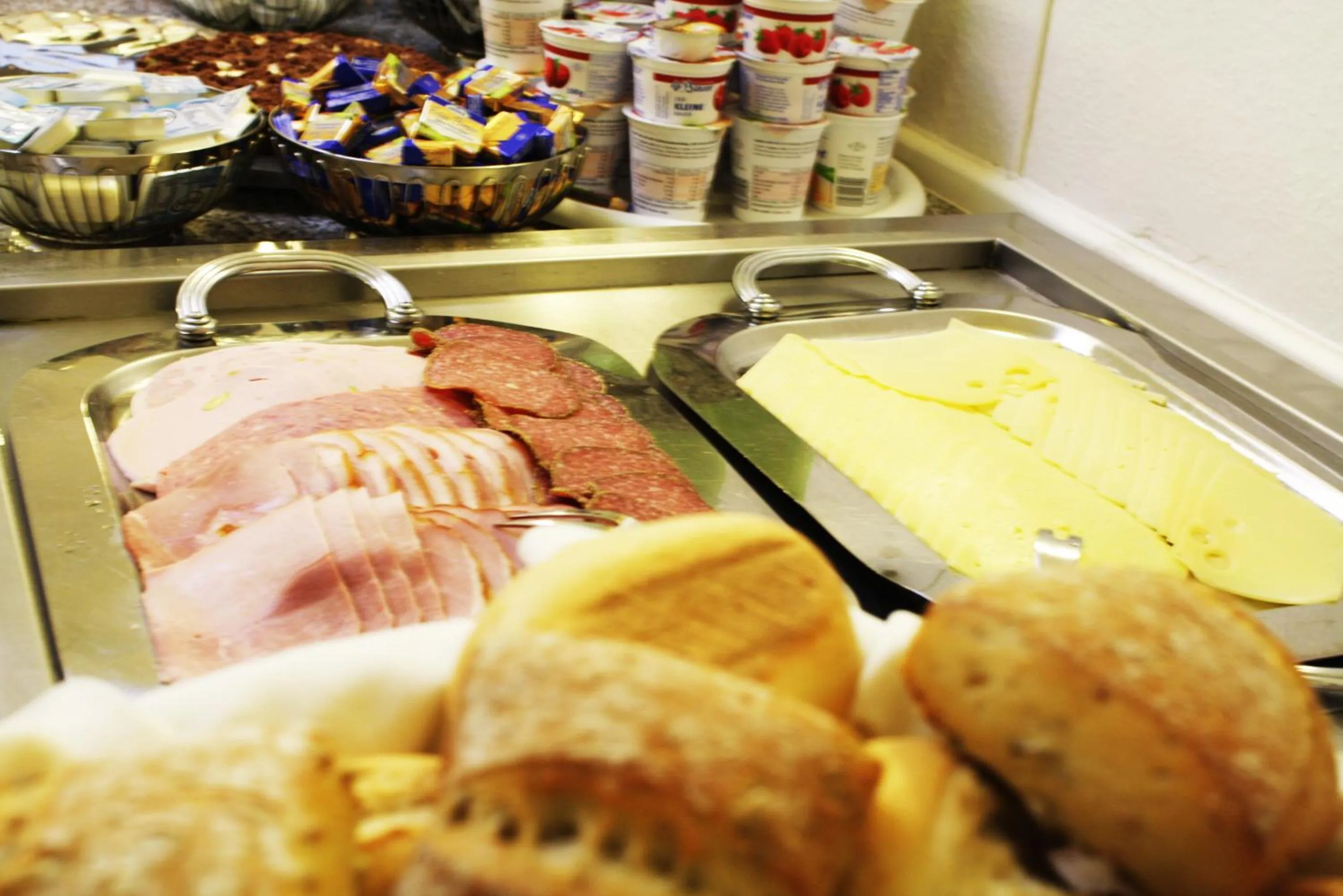 Food and drinks in Hotel Niederrad