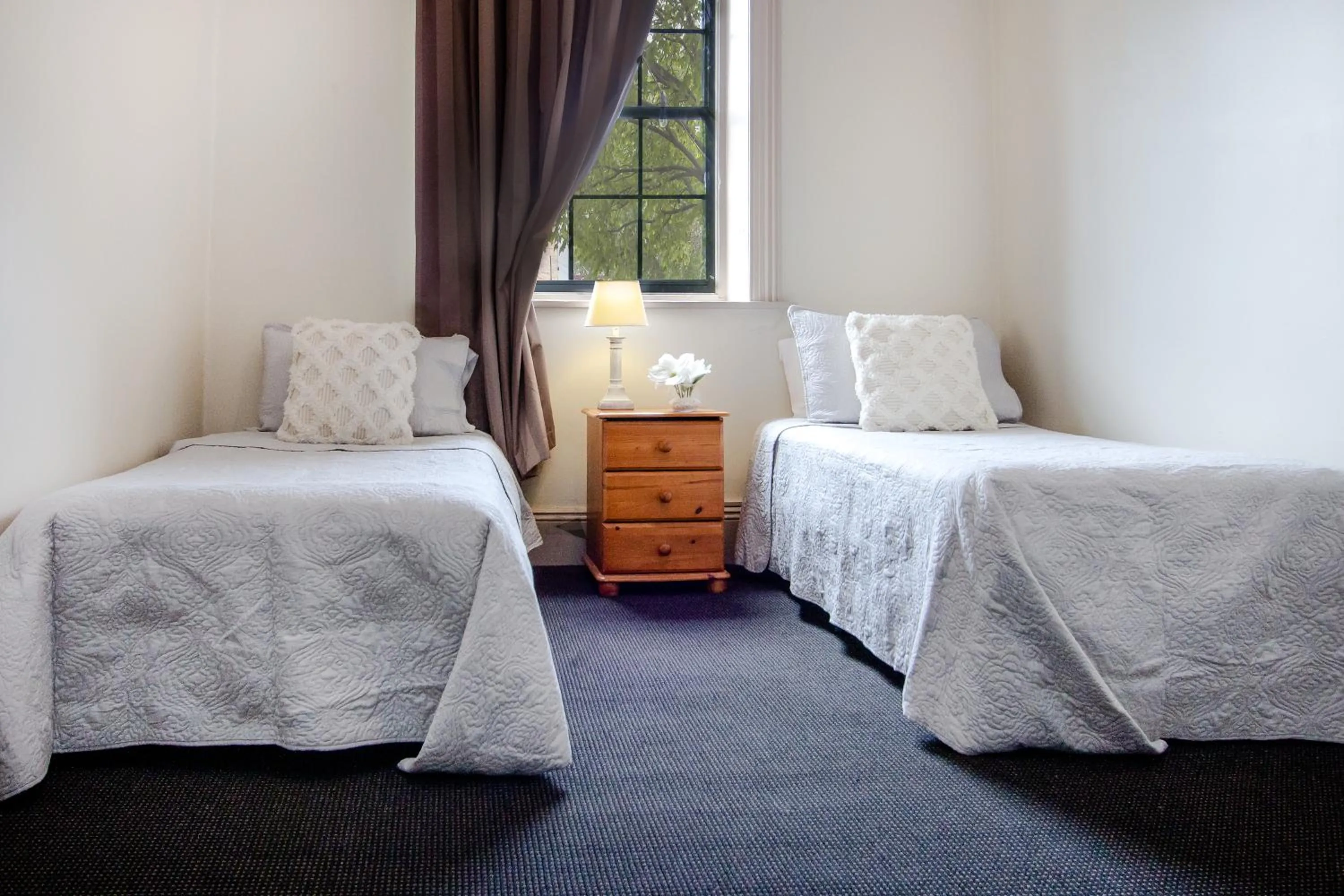 Bed in The Globe Hotel, Rylstone