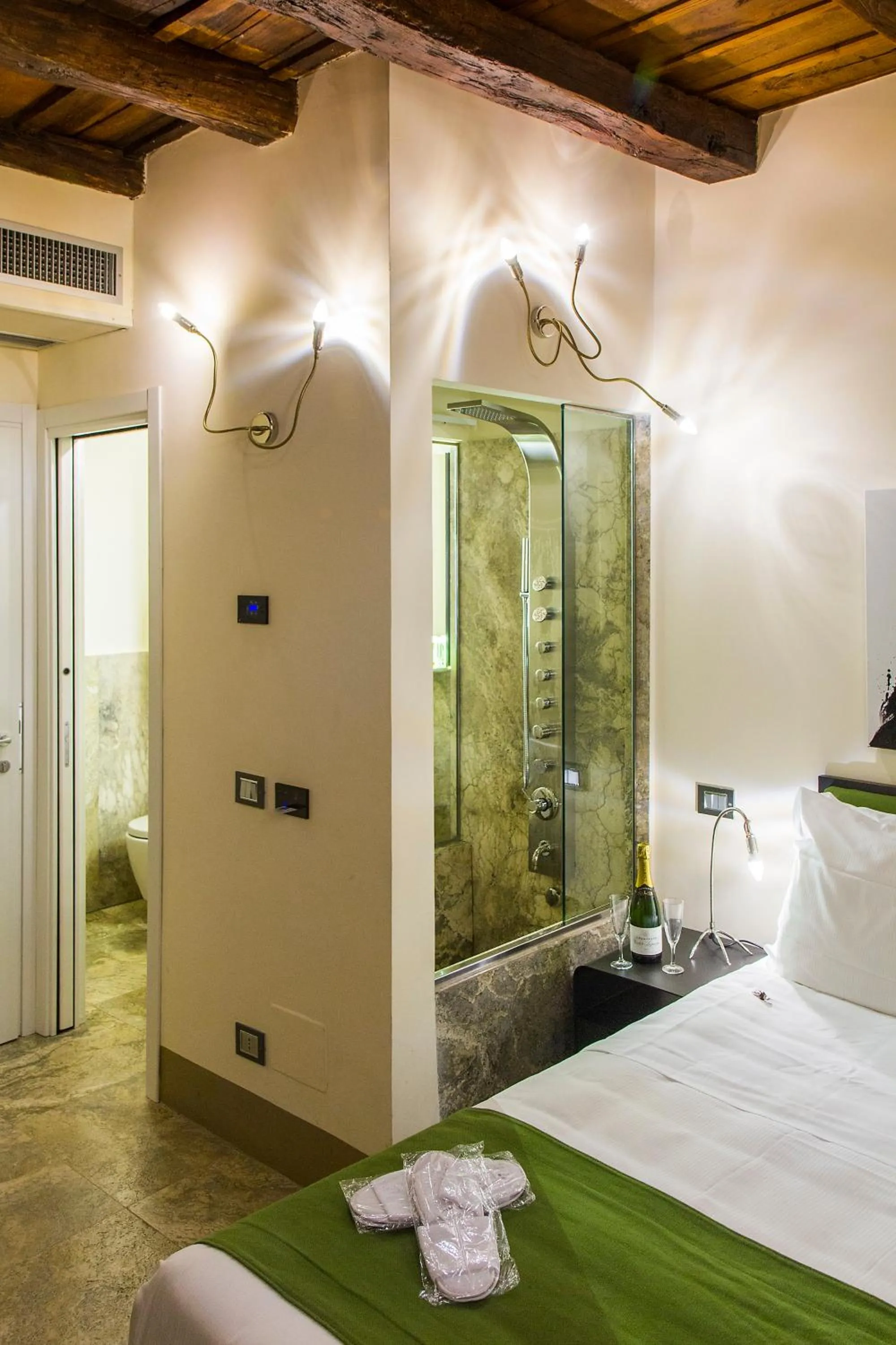 Bed in Residenze Argileto