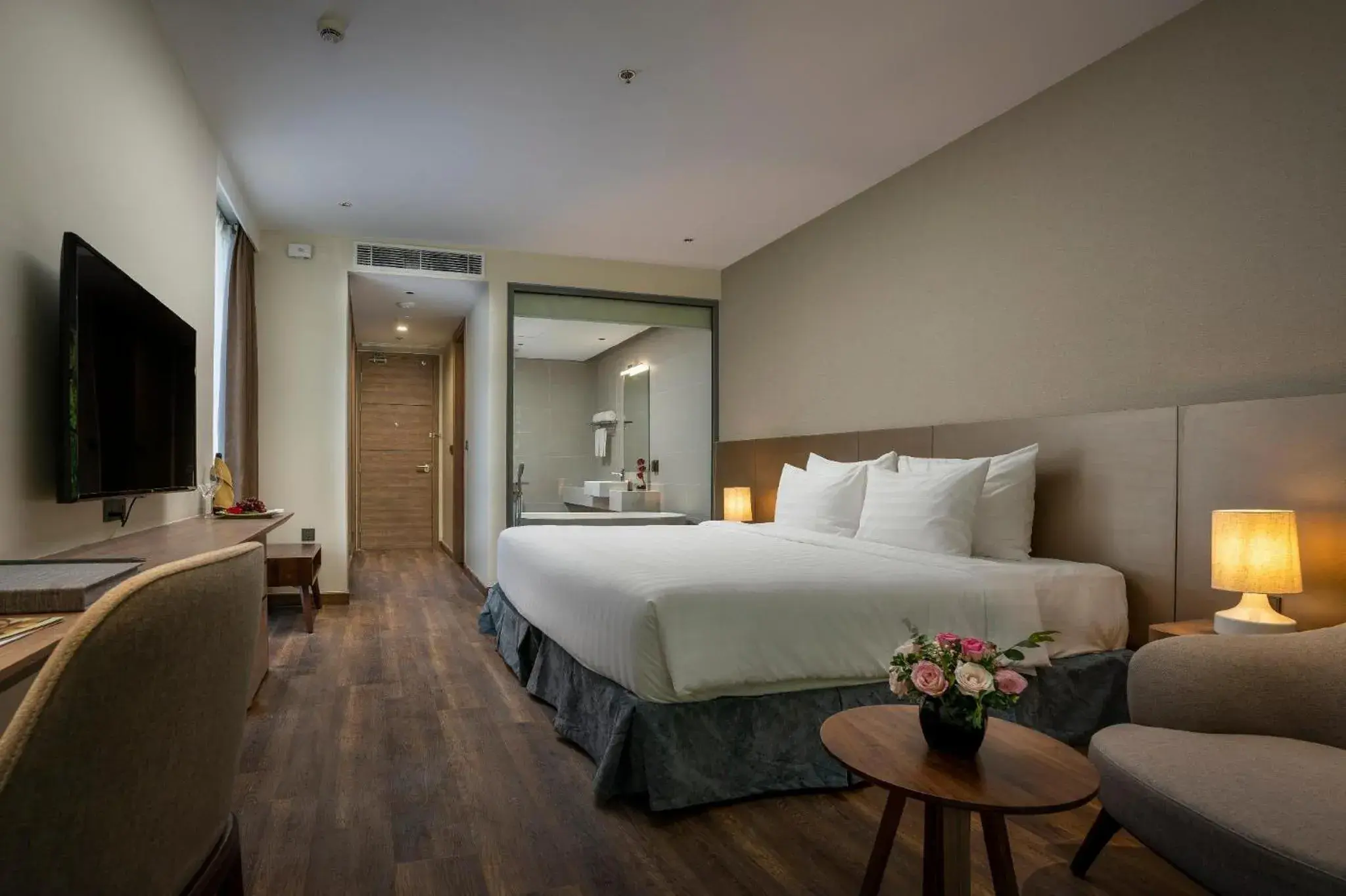 Deluxe Central - Ocean King in Flamingo Cát Bà Resort Managed by Flamingo Hotels & Resorts Deluxe Central - Ocean King in Flamingo Cát Bà Resort Managed by Flamingo Hotels & Resorts