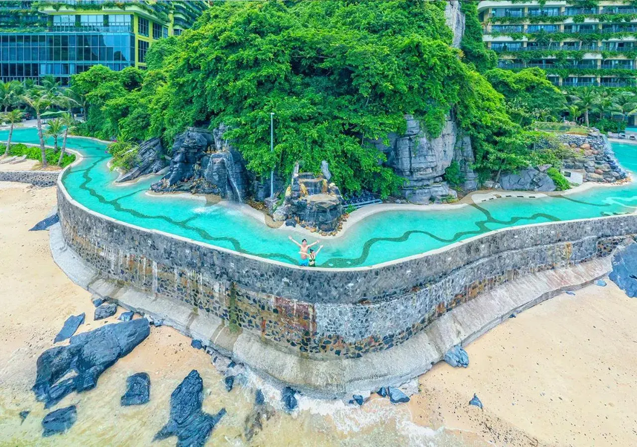 Swimming pool in Flamingo Resort Cat Ba Swimming pool in Flamingo Resort Cat Ba