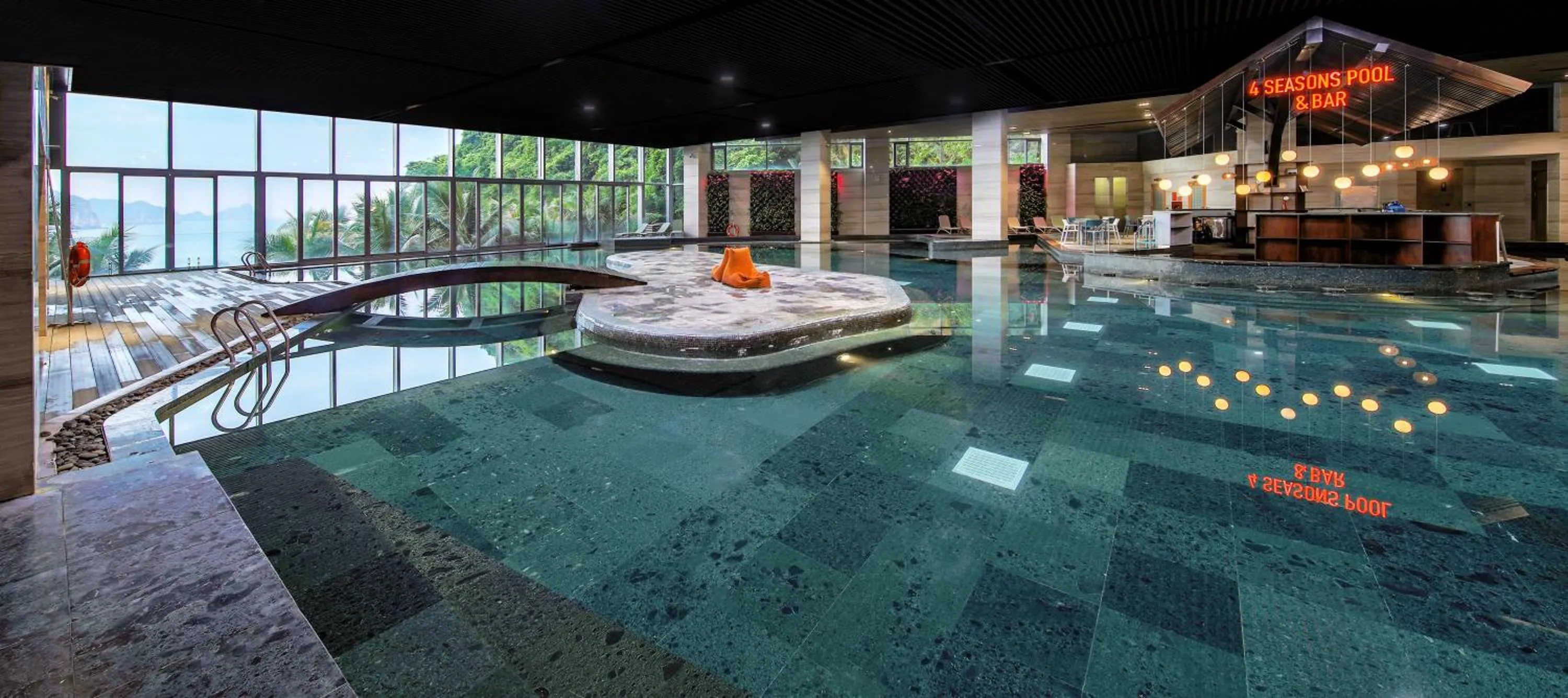 Swimming pool in Flamingo Cát Bà Resort Managed by Flamingo Hotels & Resorts