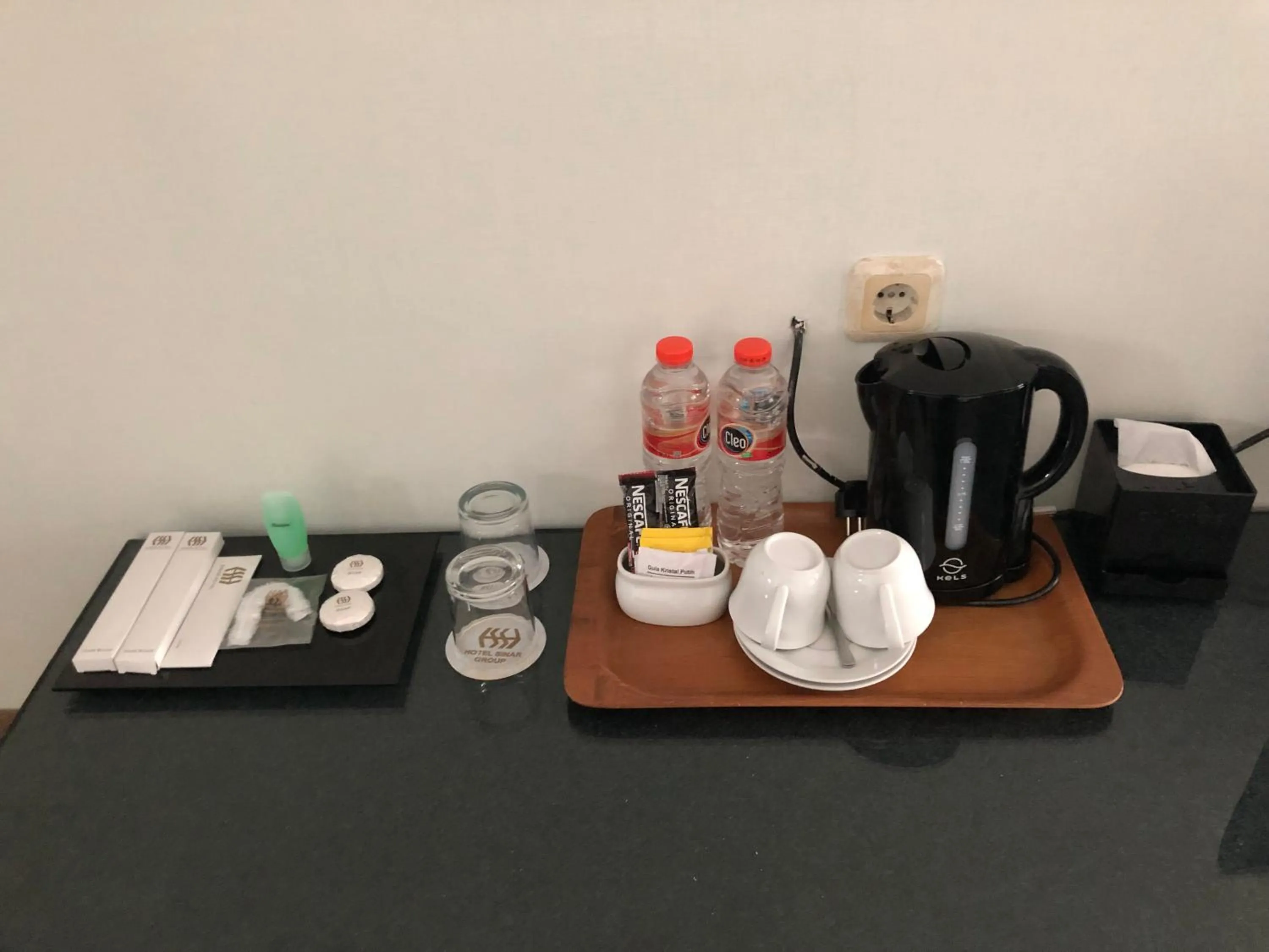Coffee/tea facilities in Hotel Sinar 3