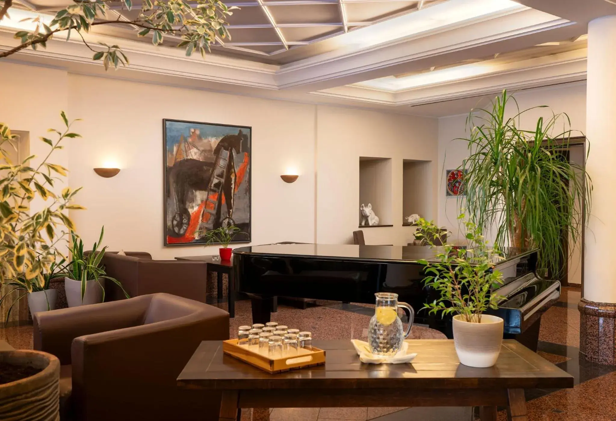 Lobby or reception in Hotel Klösterle Nördlingen - in Kürze elaya hotel kloesterle noerdlingen Lobby or reception in Hotel Klösterle Nördlingen - in Kürze elaya hotel kloesterle noerdlingen