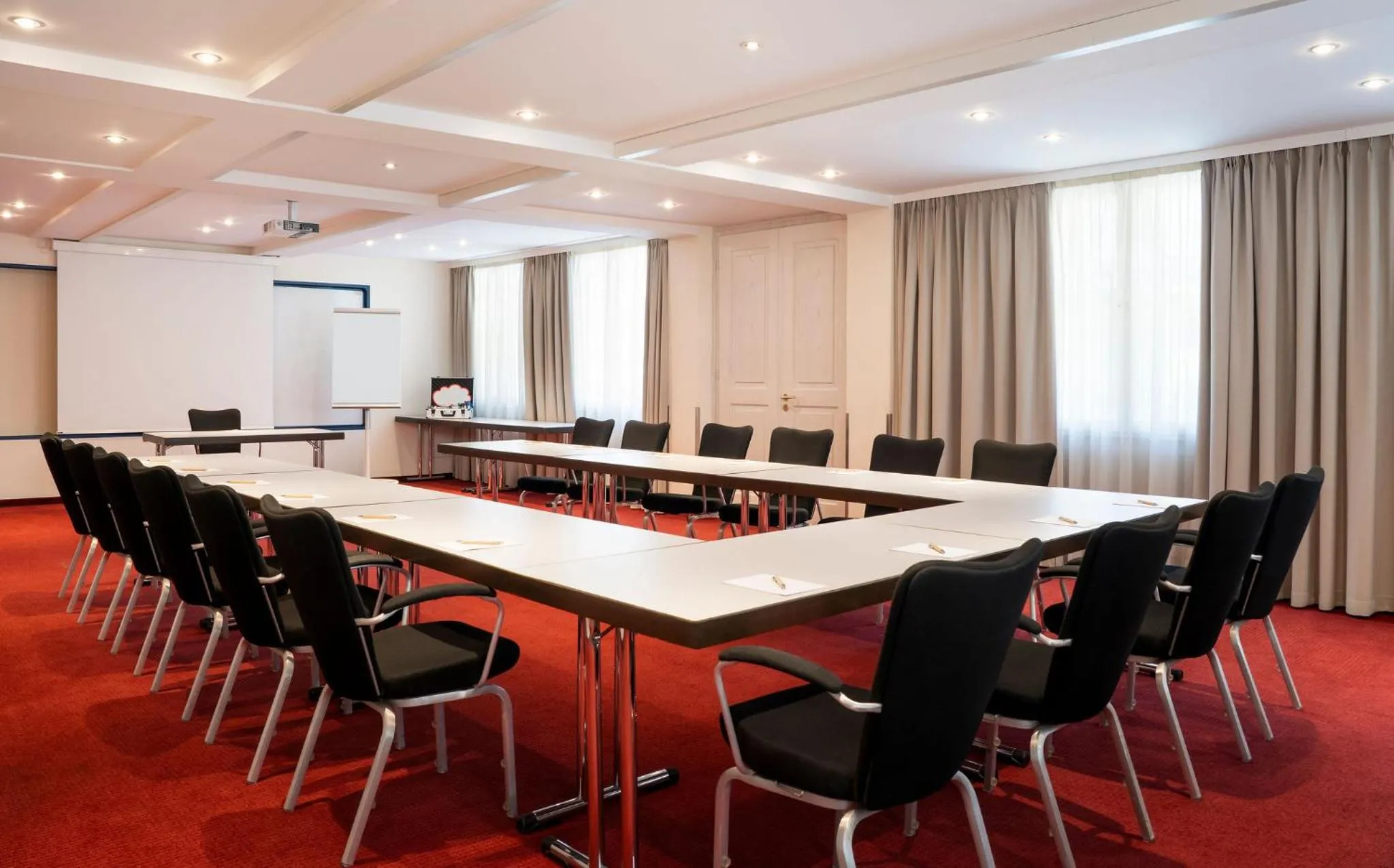 Meeting/conference room in Hotel Klösterle Nördlingen - in Kürze elaya hotel kloesterle noerdlingen