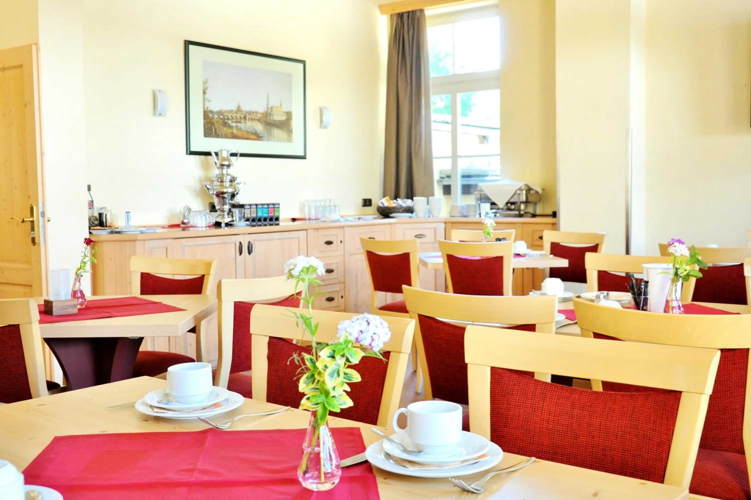 Restaurant/places to eat in Hotel Alttolkewitzer Hof