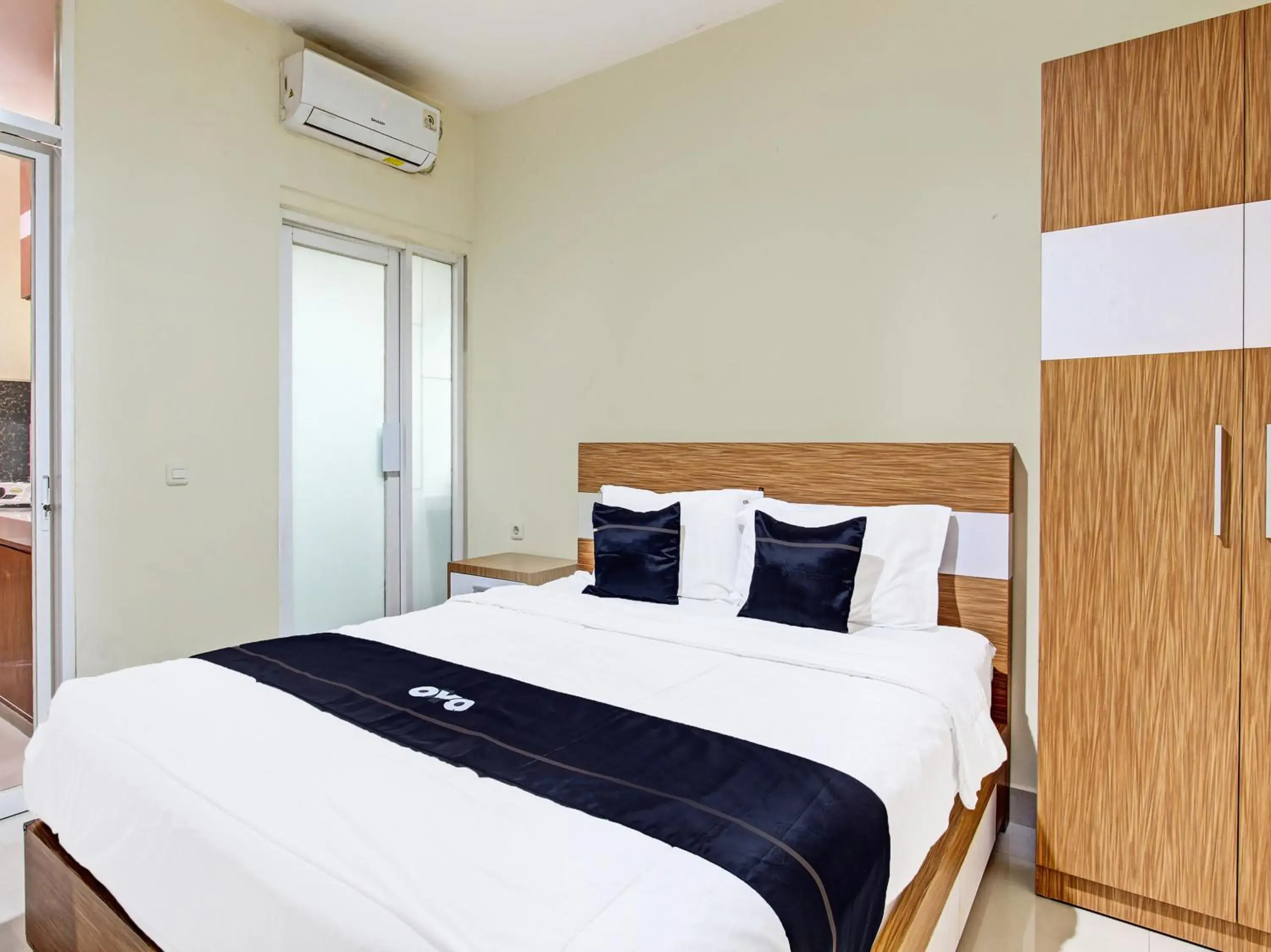 Bedroom in Collection O 90253 DHelomi Bedroom in Collection O 90253 DHelomi