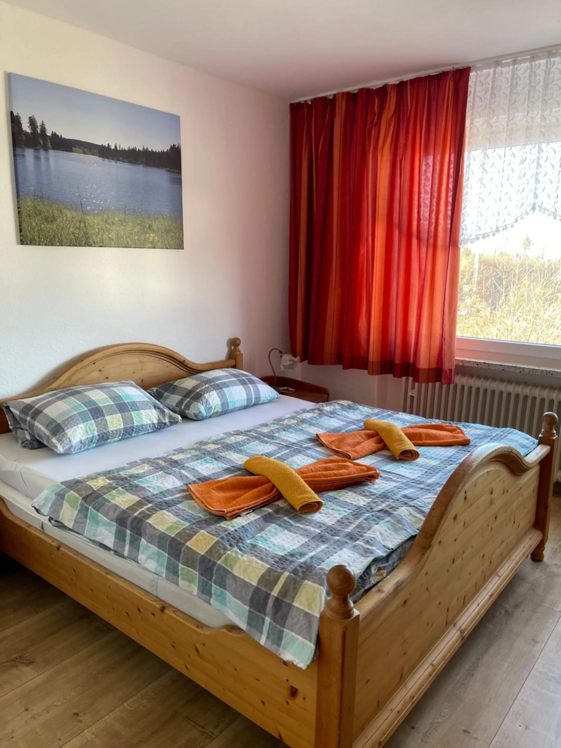 Bed in Naturkost-Hotel Harz