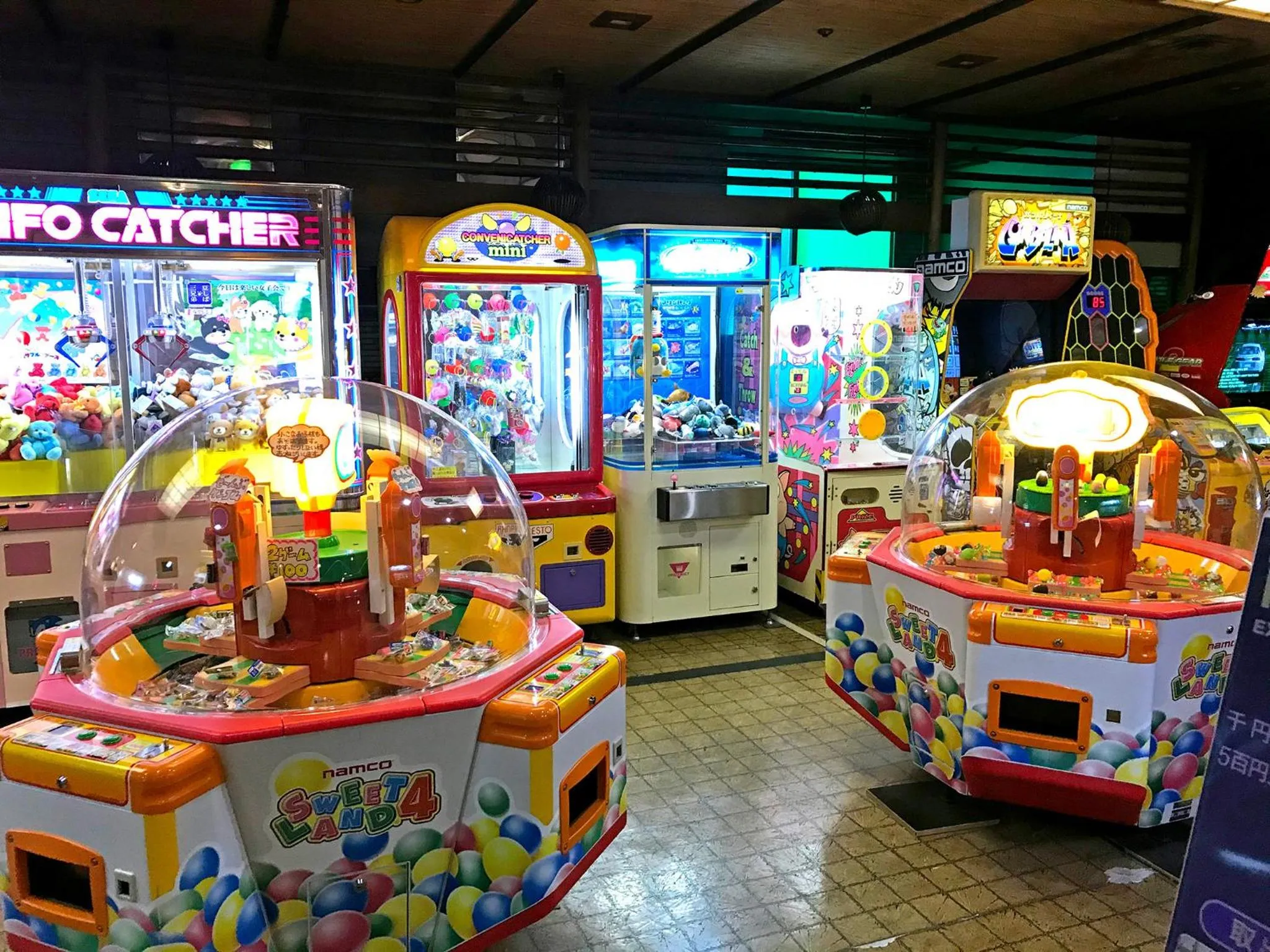 Area and facilities in Gamagori Onsenkyo Mikawa Bay Hills Hotel