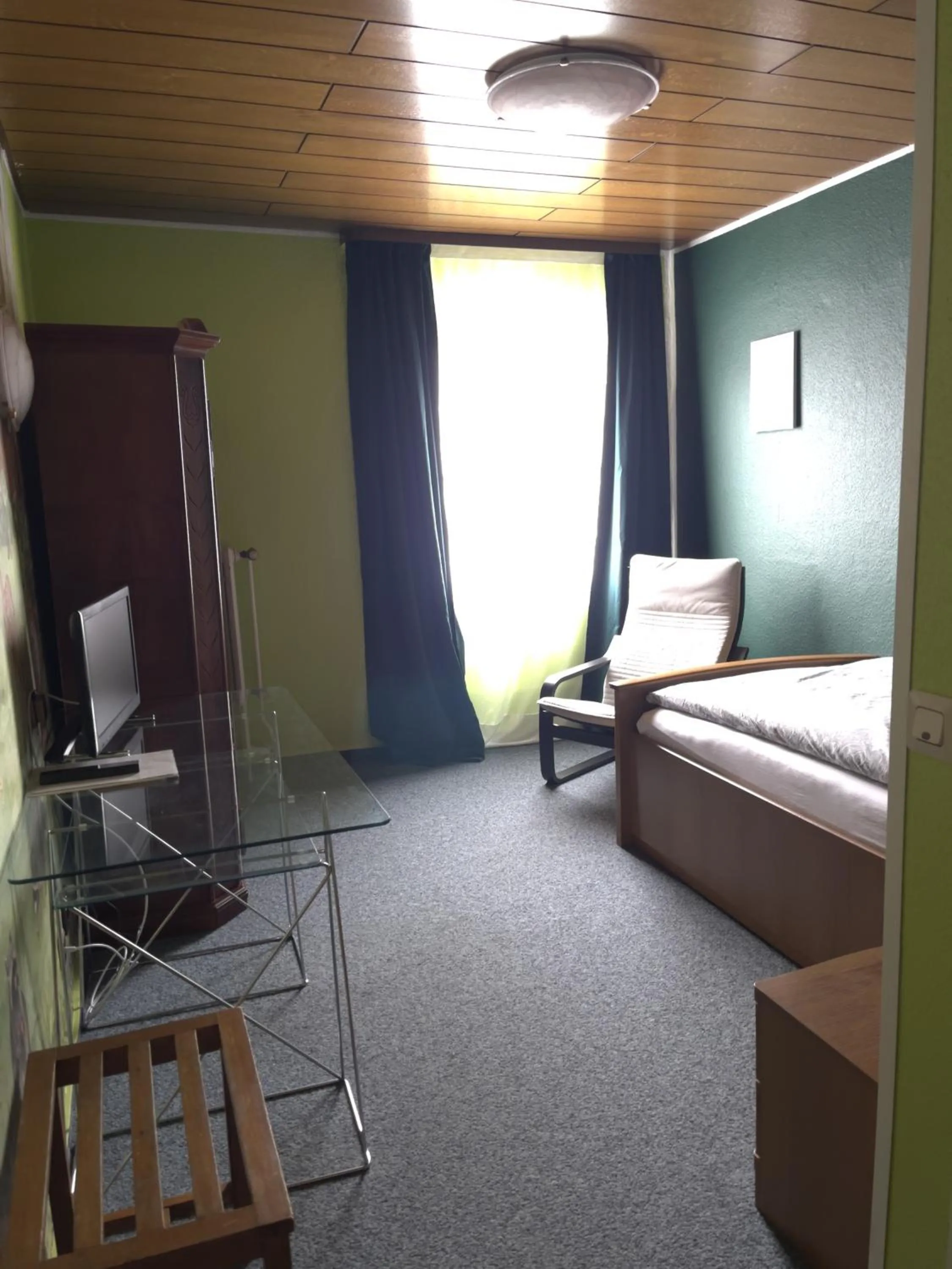 Bed in Stadthotel Bartels