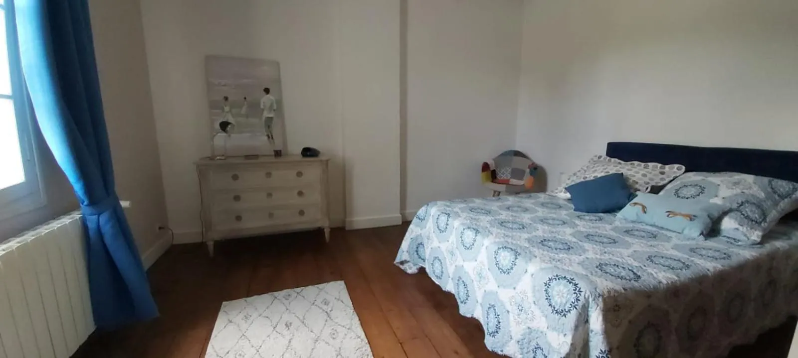 Photo of the whole room, Bed in Les Eygletières