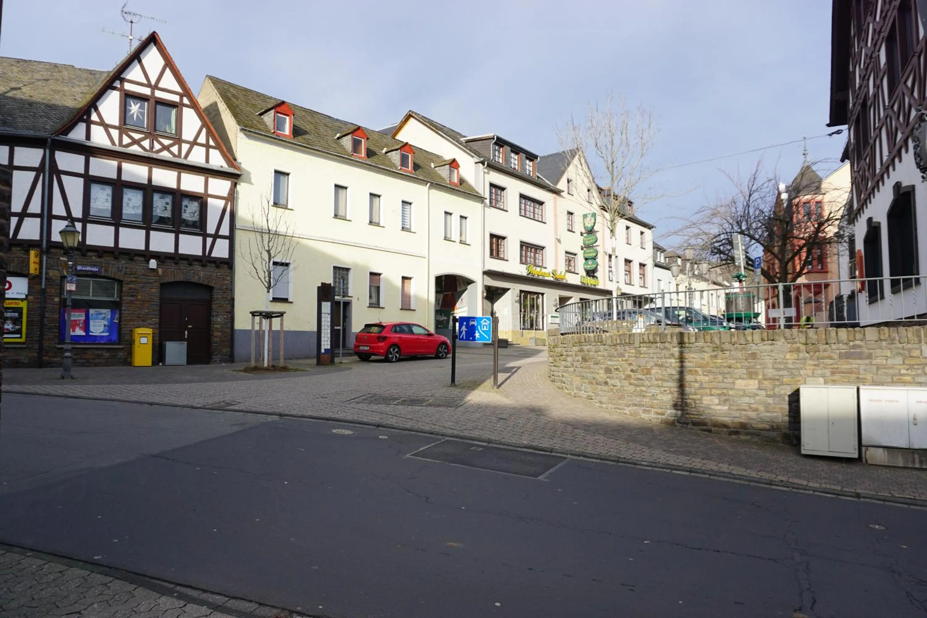 Property building in Hotel-Restaurant Weinhaus Grebel