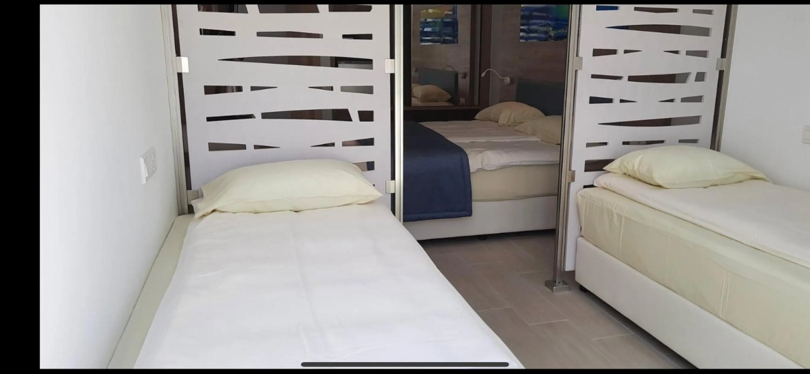 Karousos Beach Rooms