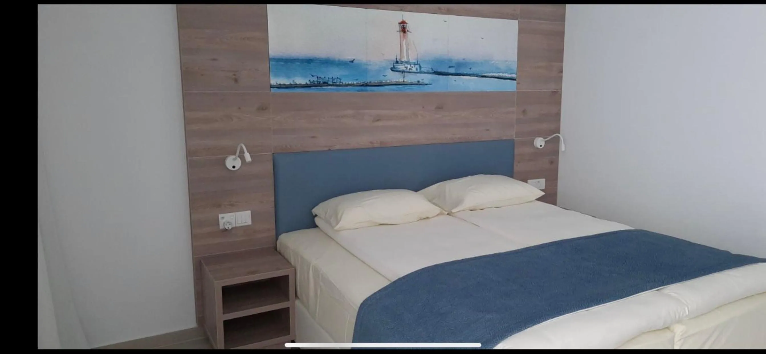 Karousos Beach Rooms