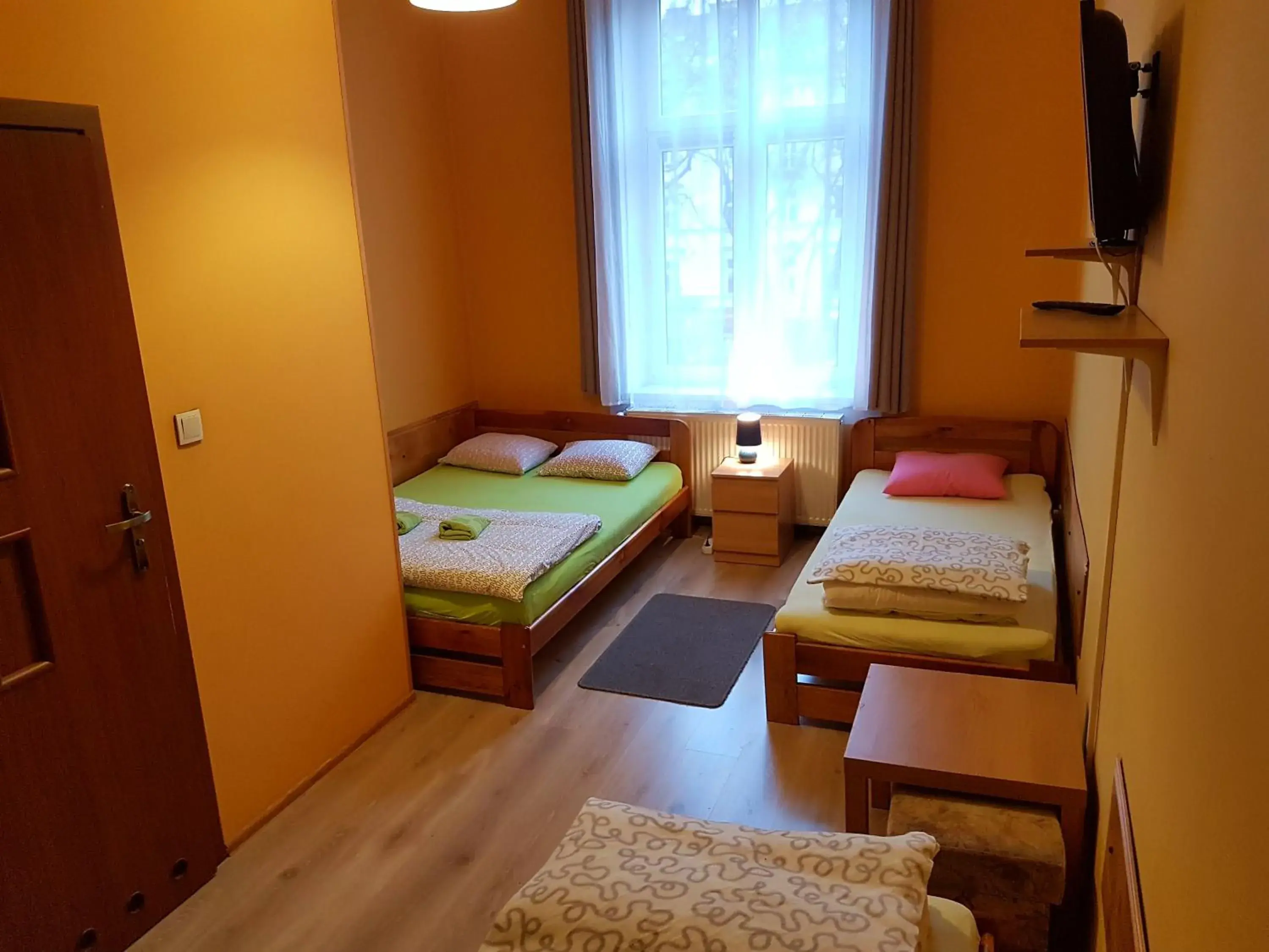 Quadruple Room with Bathroom in Dream Hostel & Apartments Quadruple Room with Bathroom in Dream Hostel & Apartments