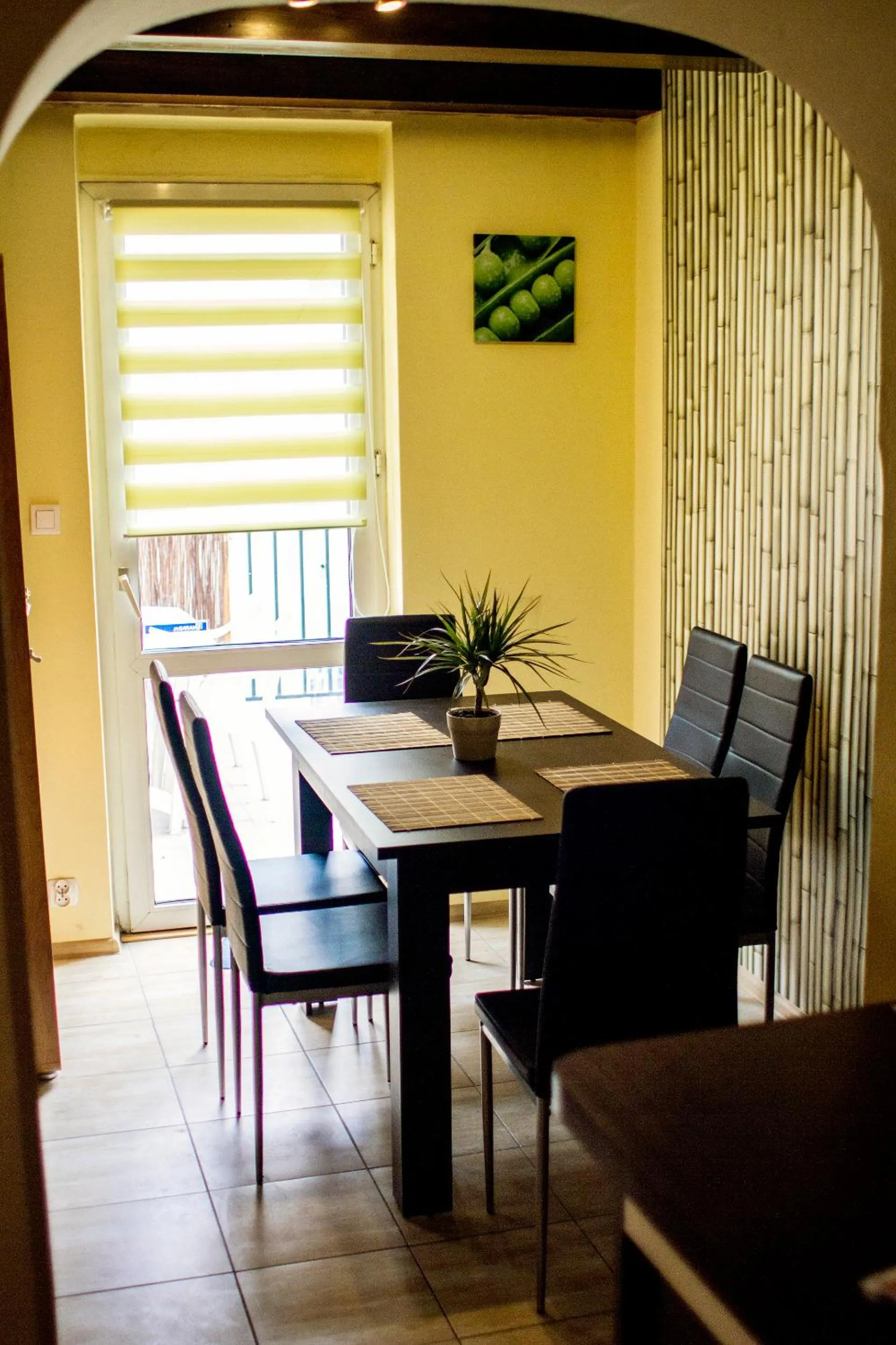 Restaurant/places to eat in Dream Hostel & Apartments