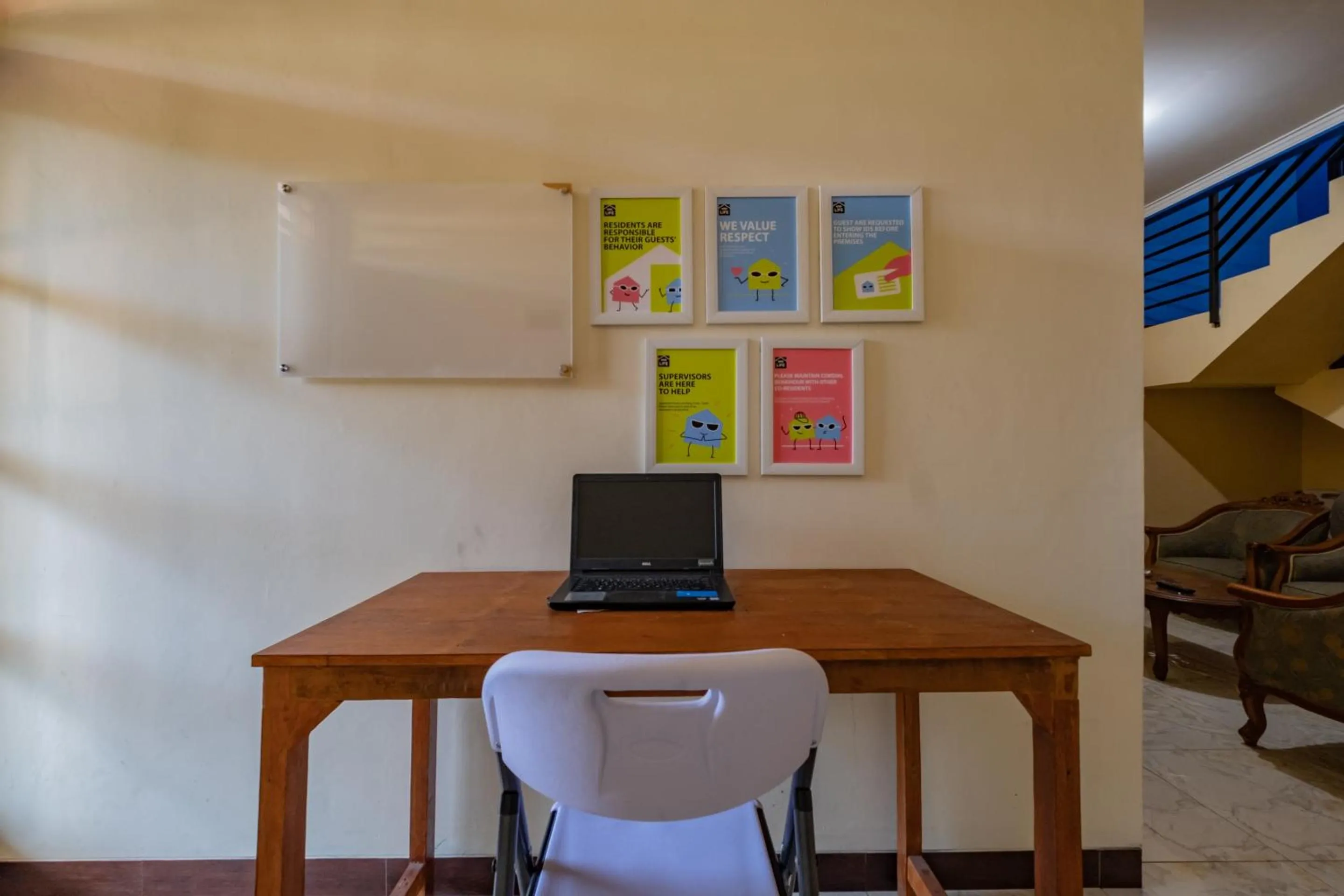 Lobby or reception in OYO Life 2216 Griya Jakasetia