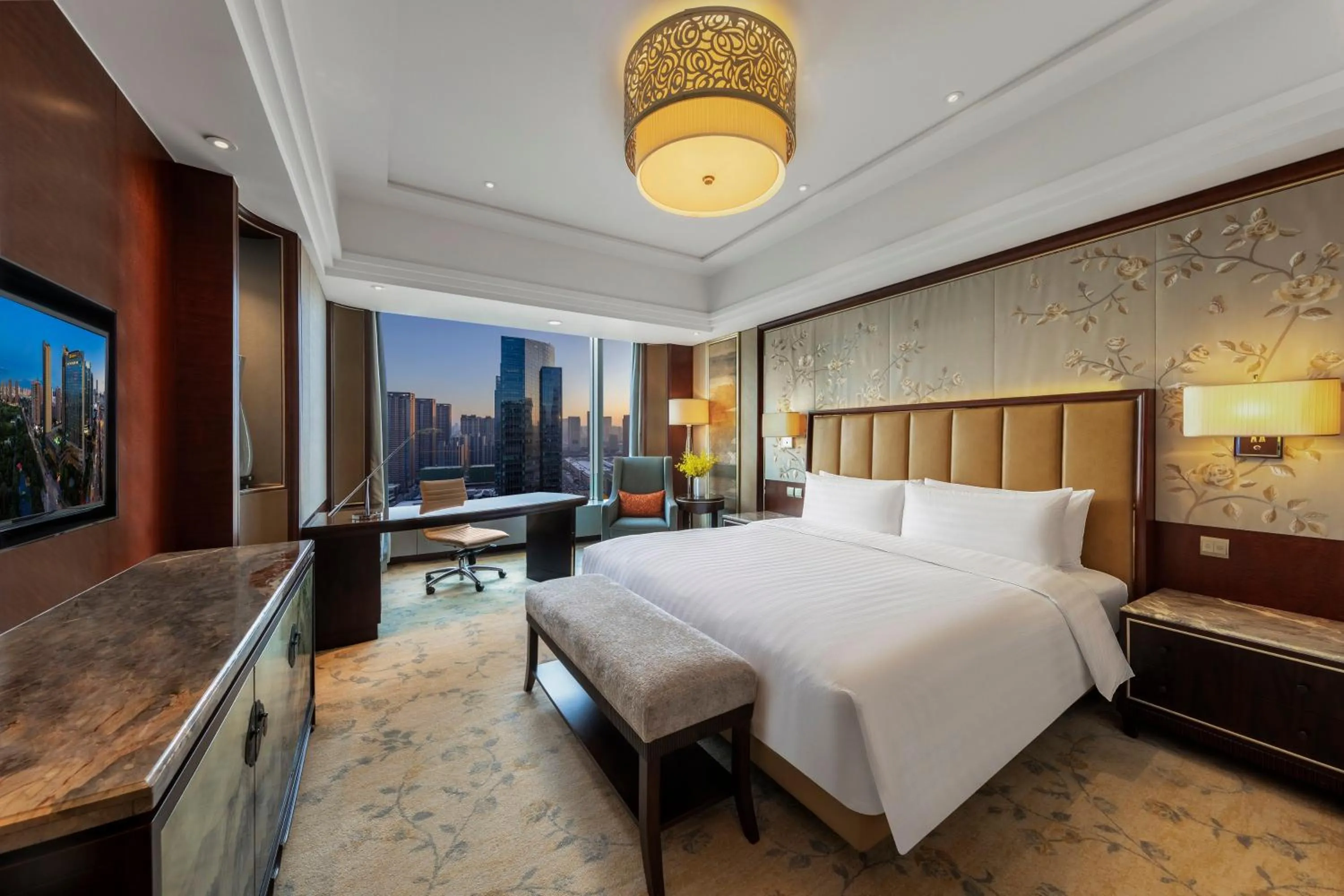 Bedroom, Bed in Shangri-La Shenyang