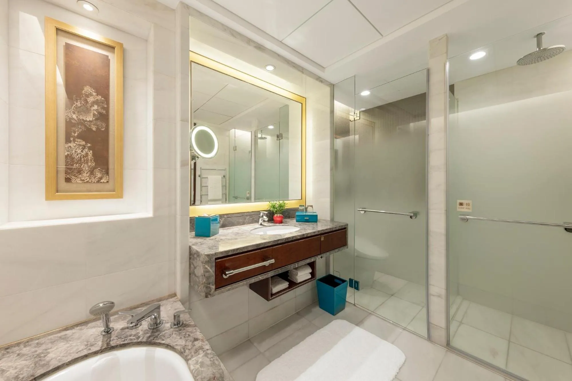 Bathroom in Shangri-La Shenyang