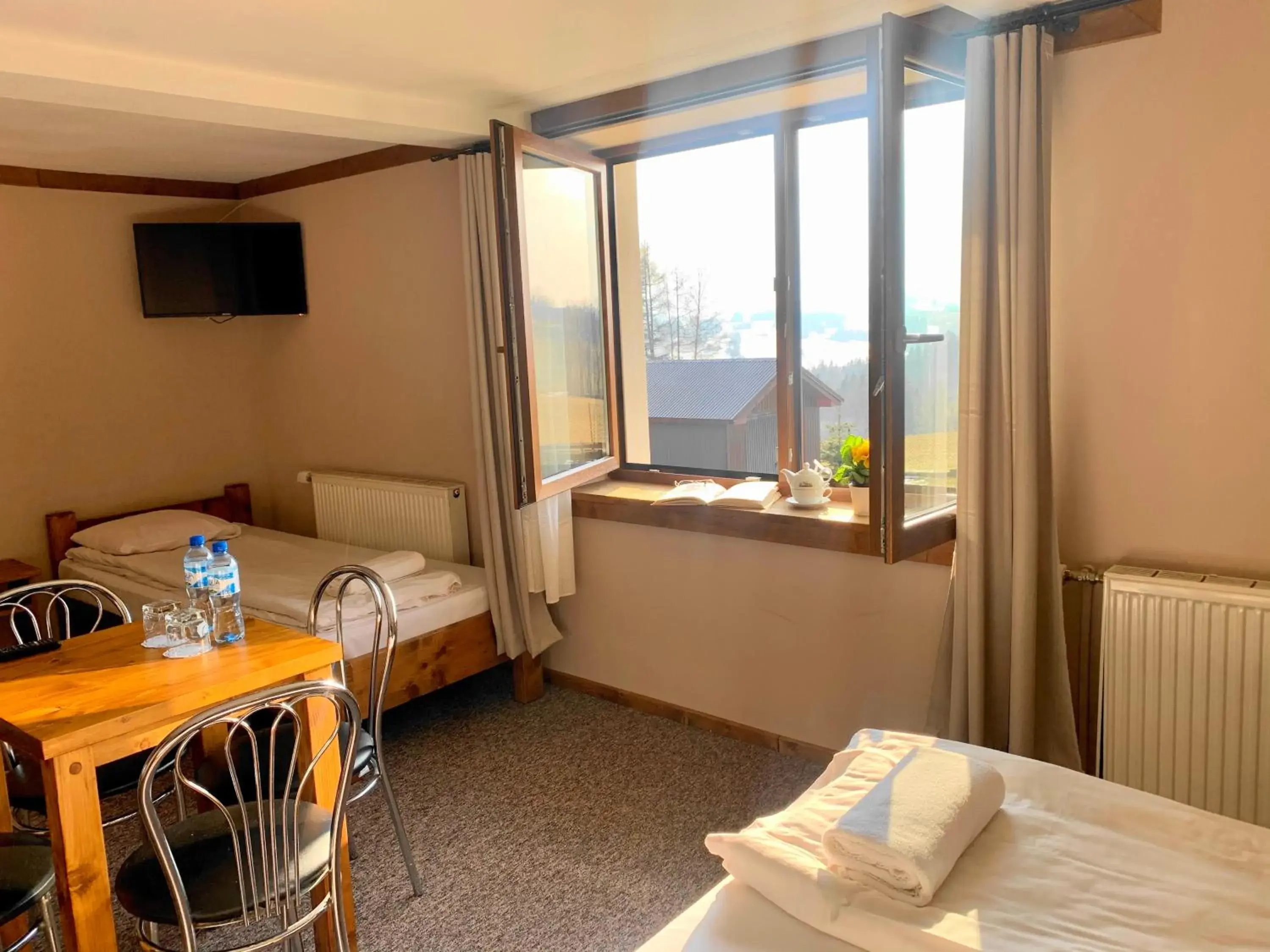 Quadruple Room - single occupancy in Ośrodek Wypoczynkowy u Bartka Quadruple Room - single occupancy in Ośrodek Wypoczynkowy u Bartka