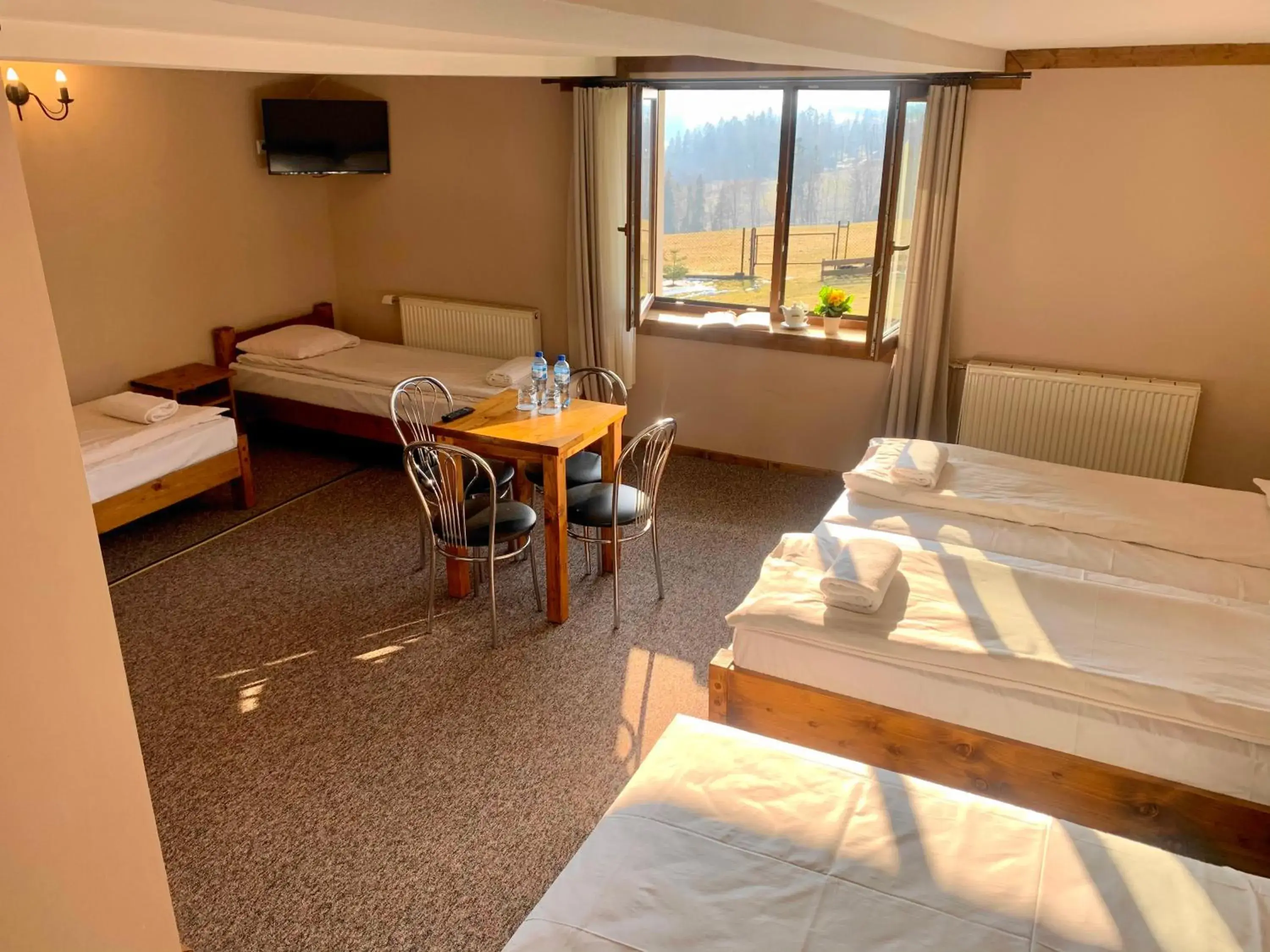 Quadruple Room - single occupancy in Ośrodek Wypoczynkowy u Bartka Quadruple Room - single occupancy in Ośrodek Wypoczynkowy u Bartka