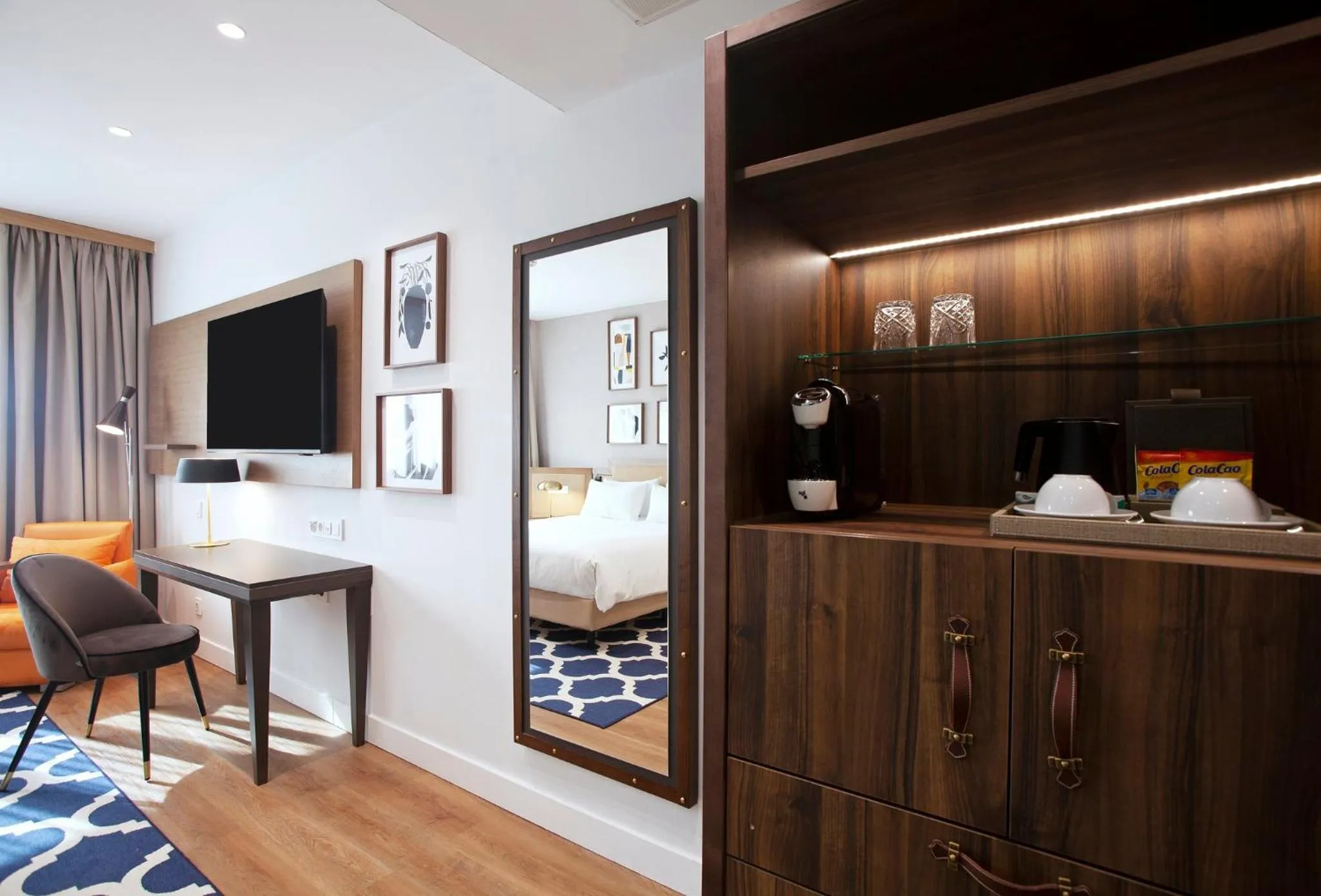 Photo of the whole room, Bed in voco Madrid - Las Tablas by IHG