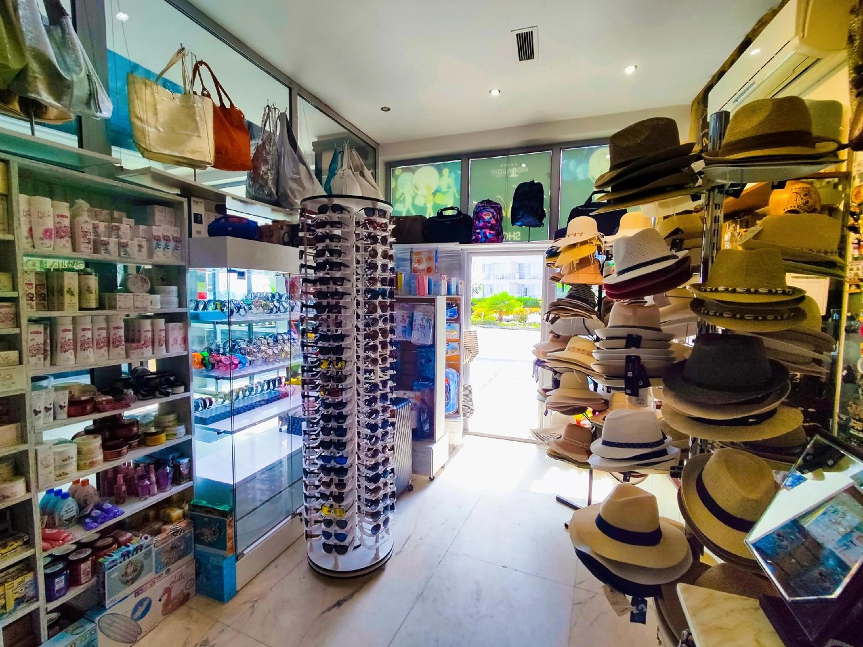 On-site shops in Moonlight Hotel - All Inclusive