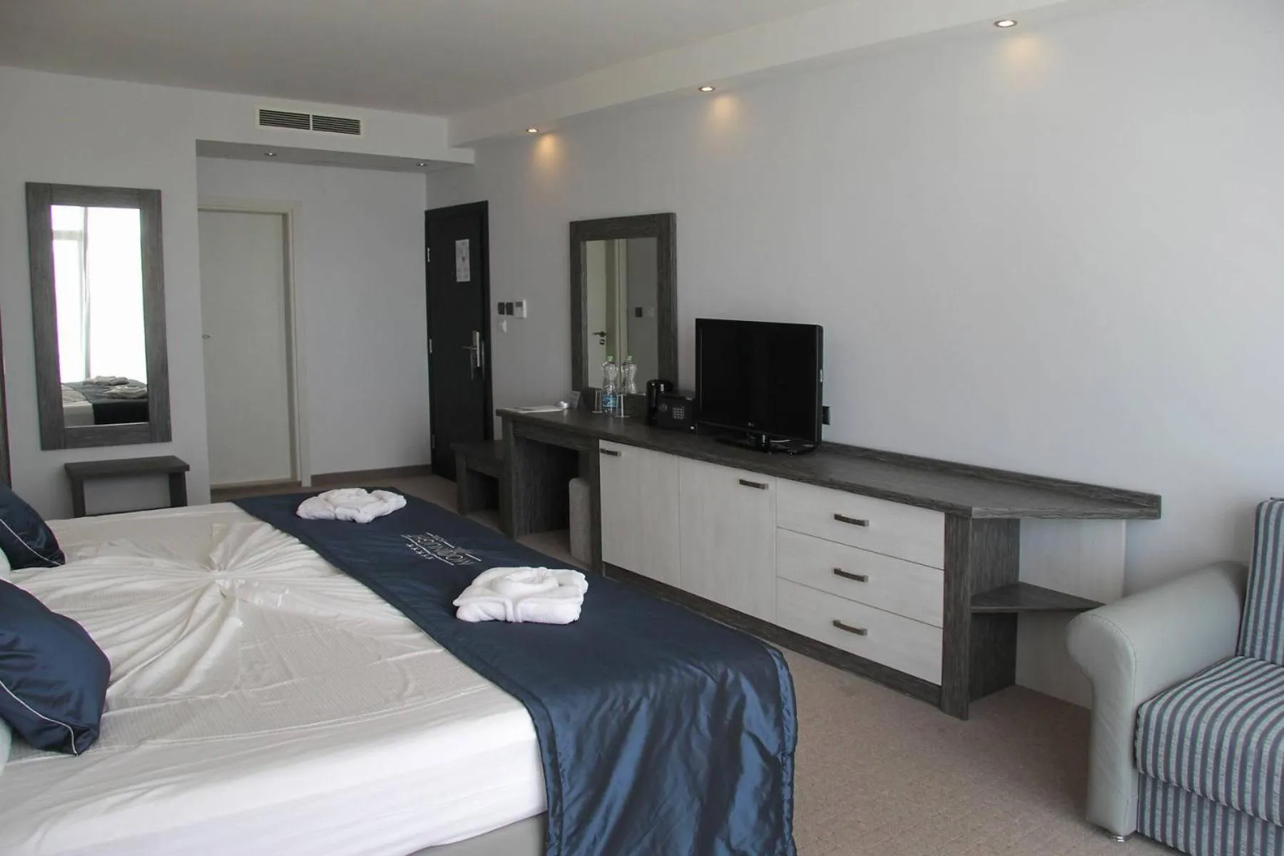 Decorative detail, Bed in Moonlight Hotel - All Inclusive