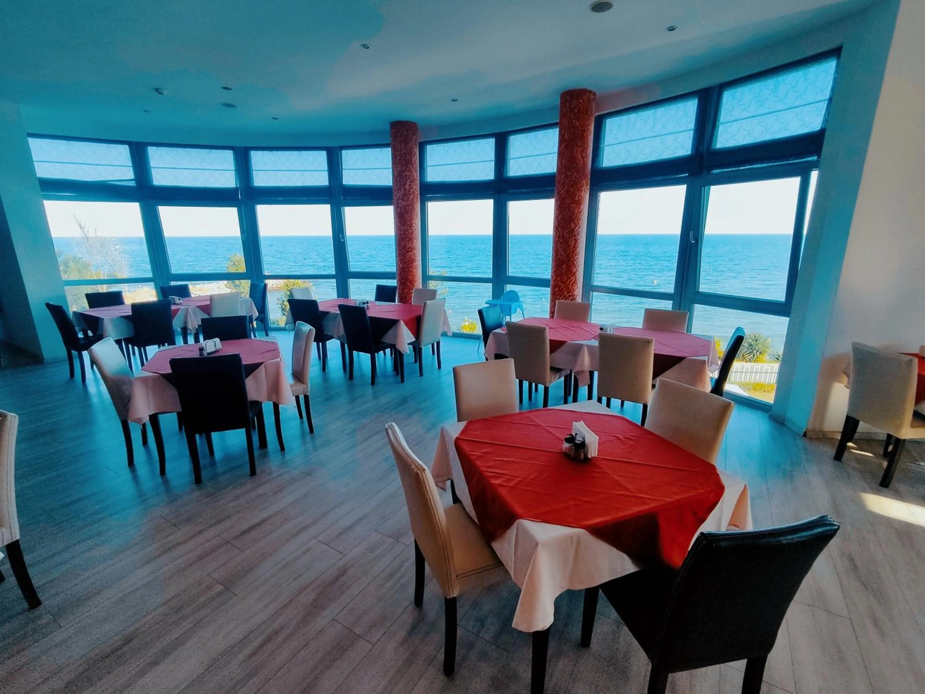 Restaurant/places to eat in Moonlight Hotel - All Inclusive